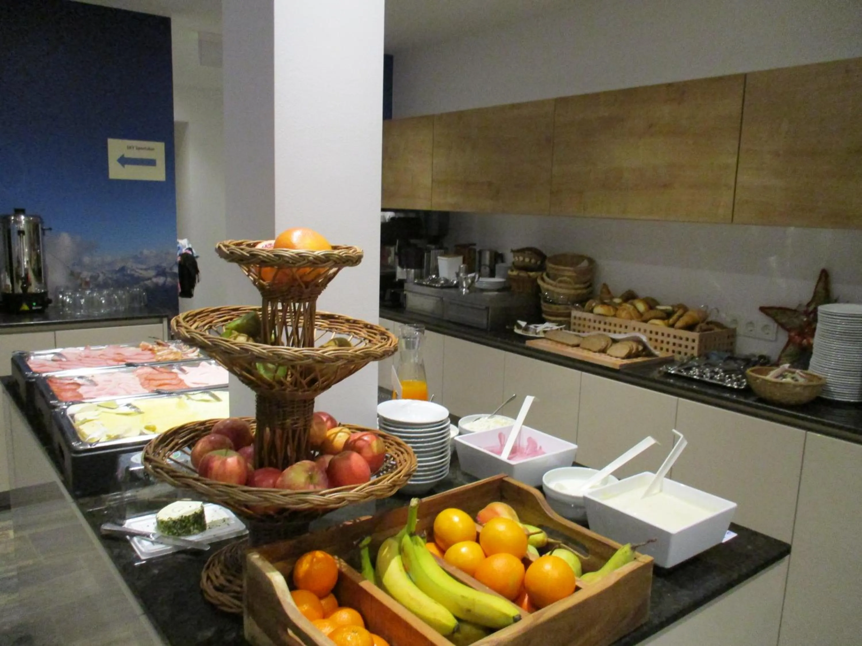 Breakfast in Aparthotel Garni Schranz