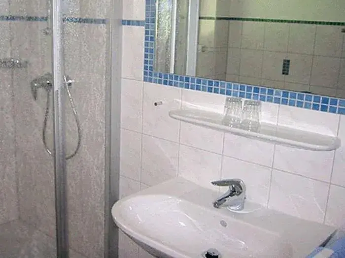 Single Room in Aparthotel Garni Schranz Single Room in Aparthotel Garni Schranz