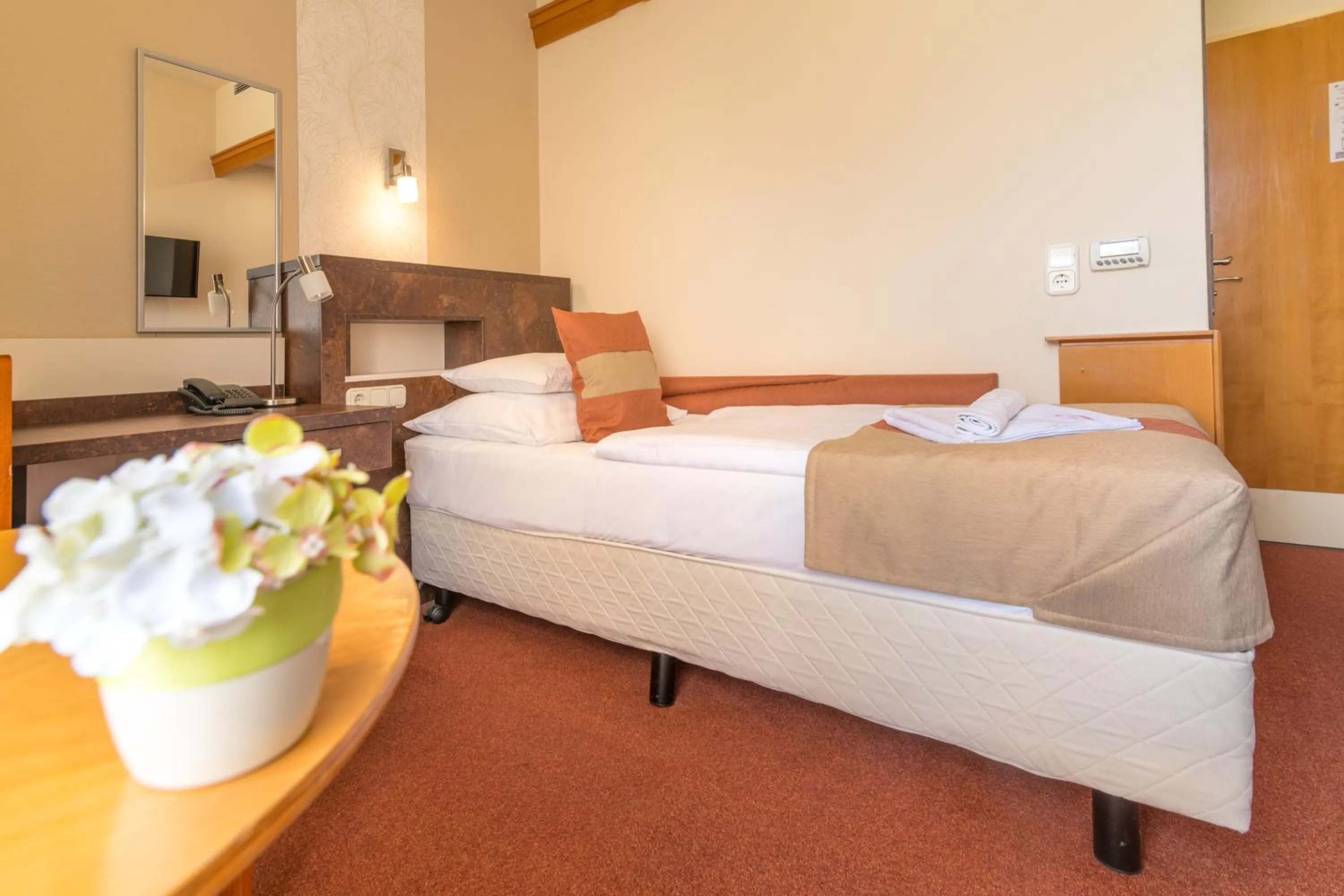 Photo of the whole room, Bed in Hotel Spa Hévíz