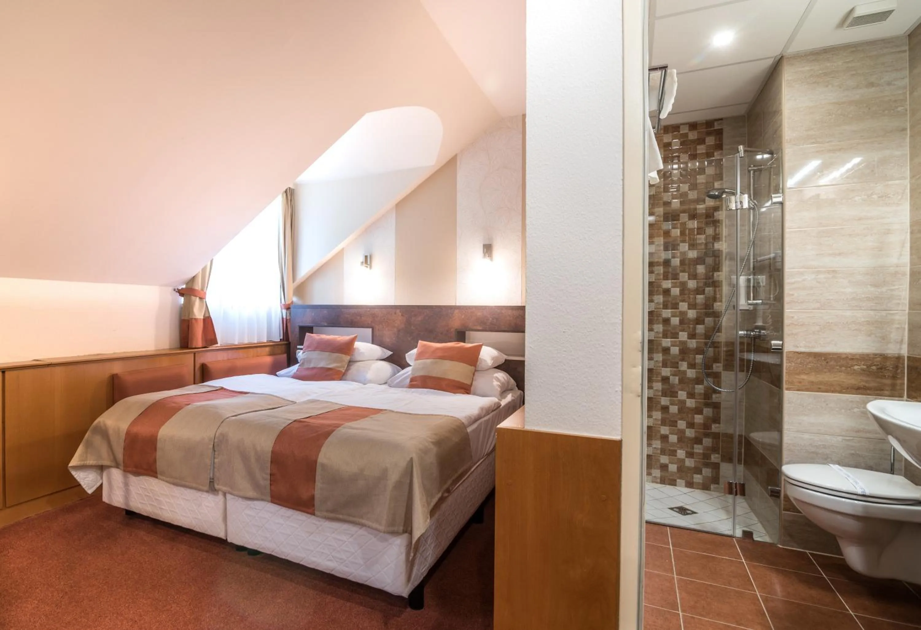 Photo of the whole room, Bed in Hotel Spa Hévíz