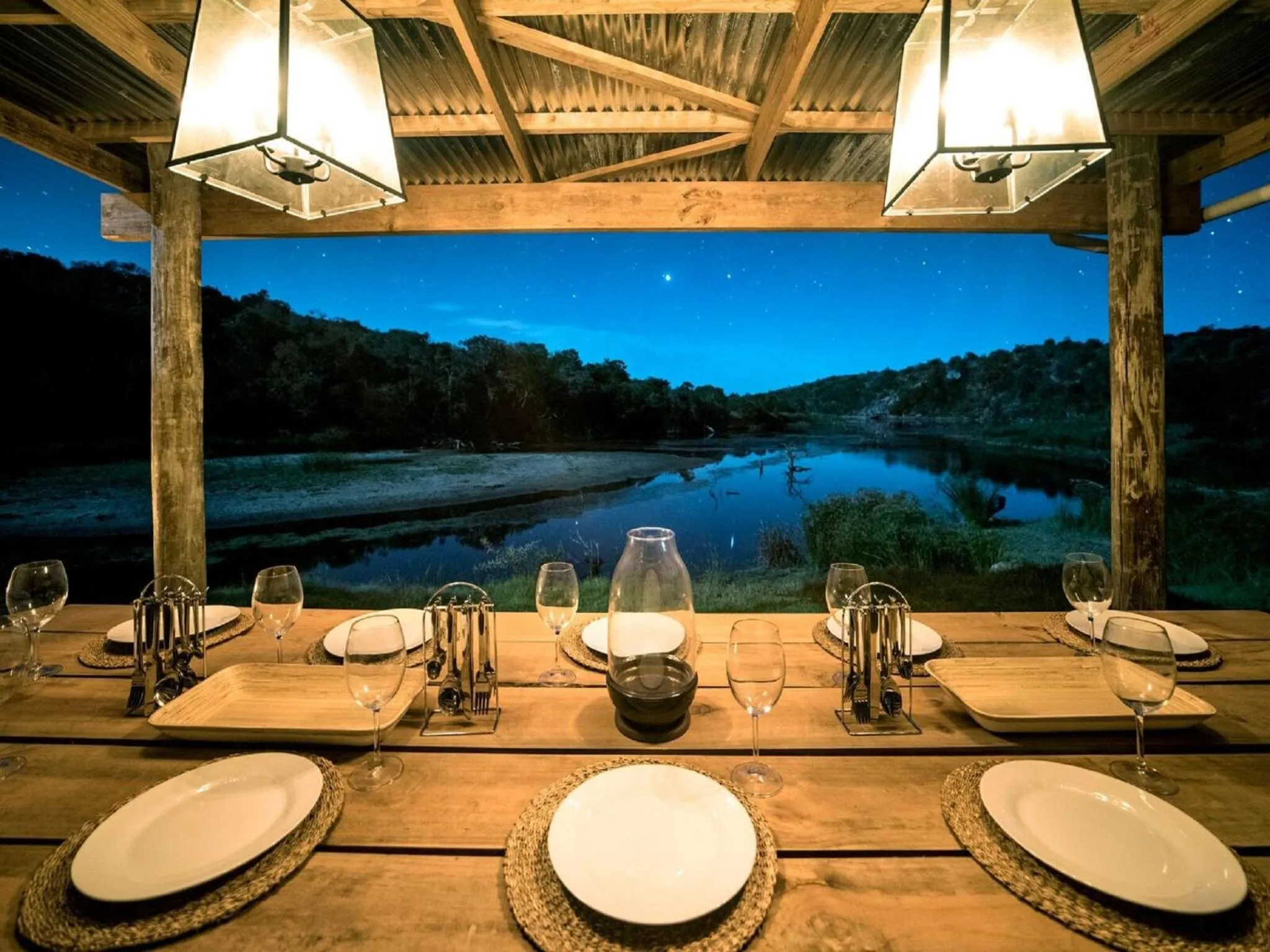 Restaurant/places to eat in Burlington Bush Cottages by The Oyster Collection