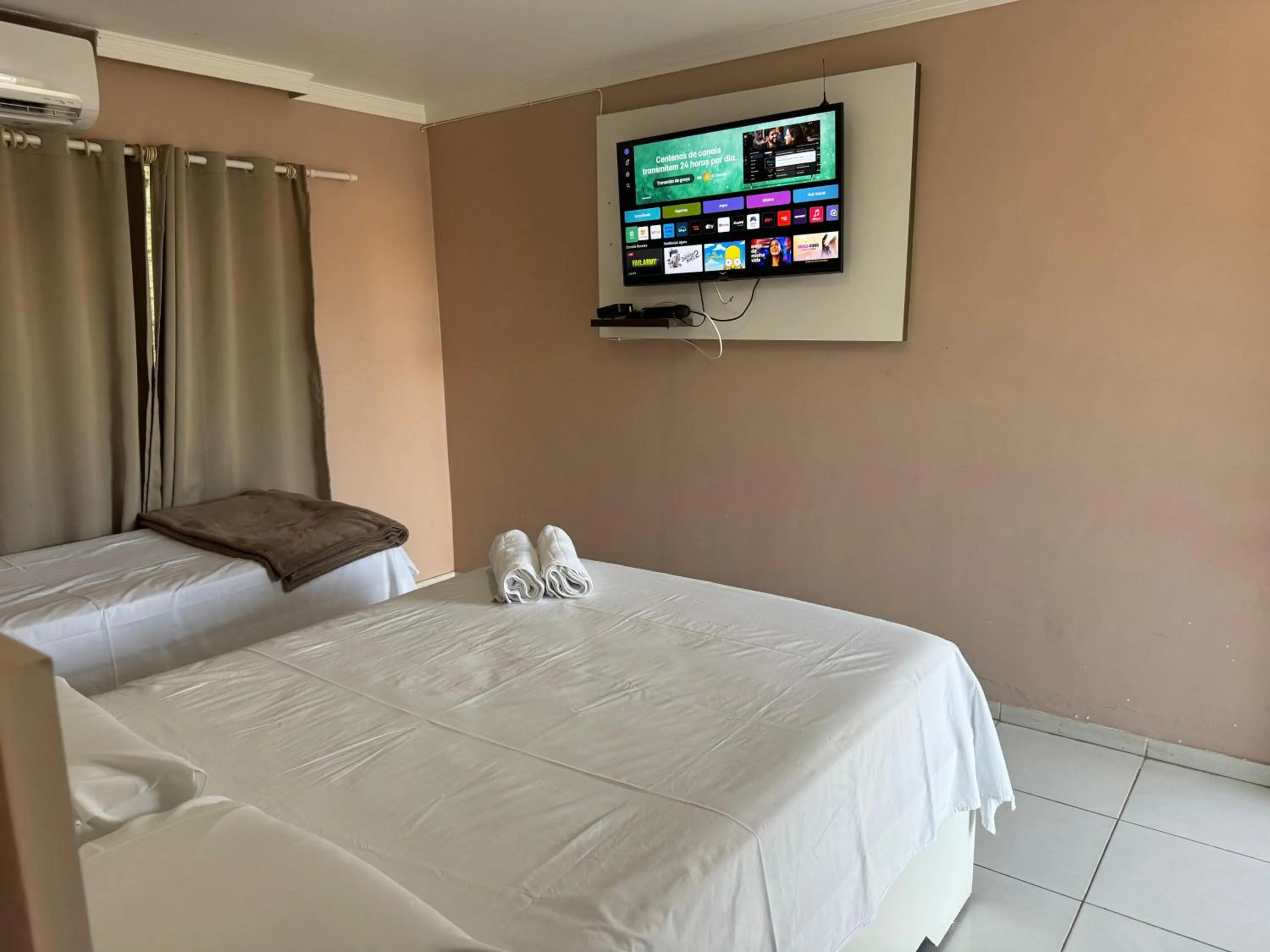 TV and multimedia, Bed in Hotel Serra do Rio