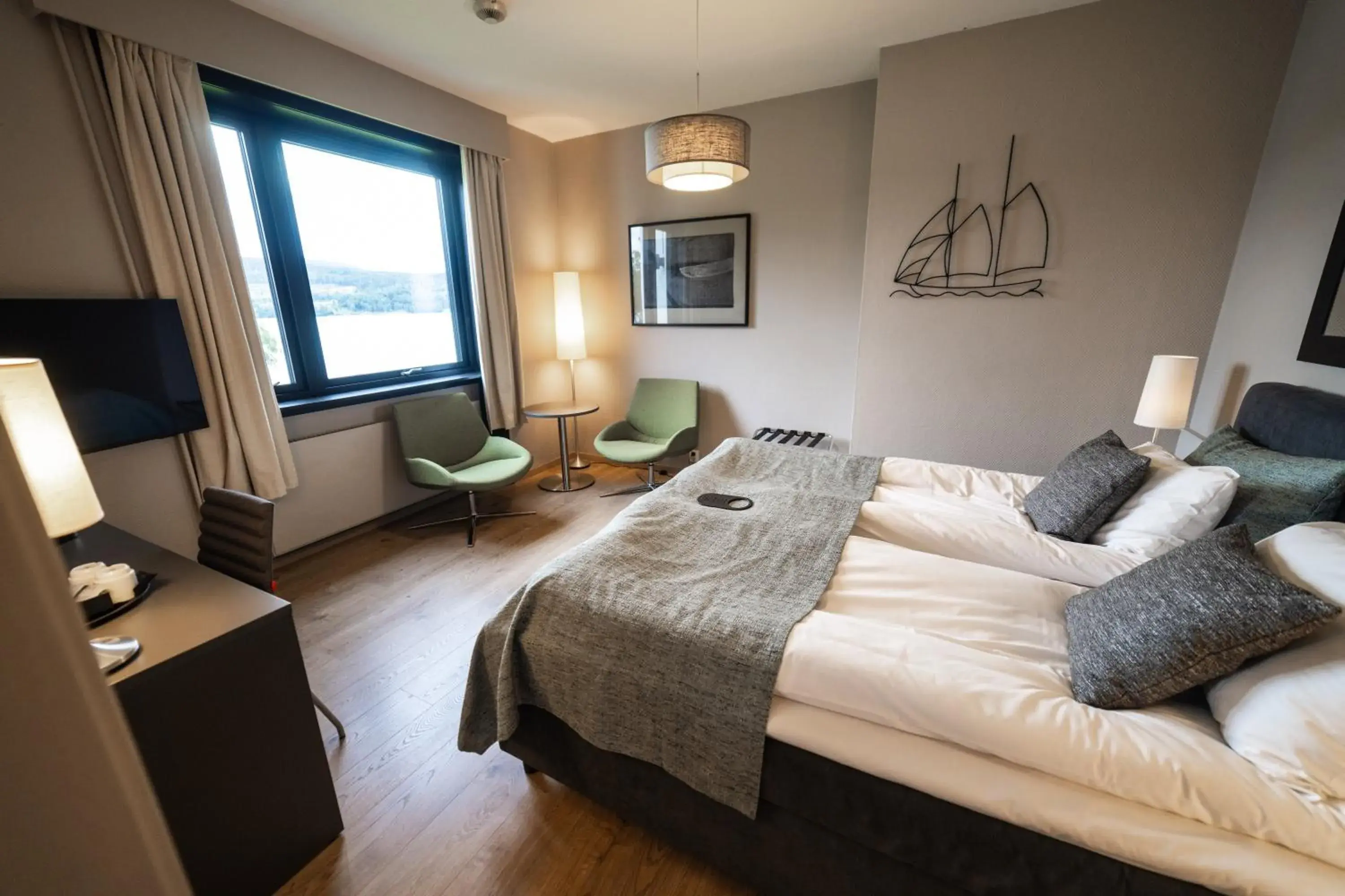 Photo of the whole room, Bed in Hurdalsjøen Hotel & Spa Photo of the whole room, Bed in Hurdalsjøen Hotel & Spa