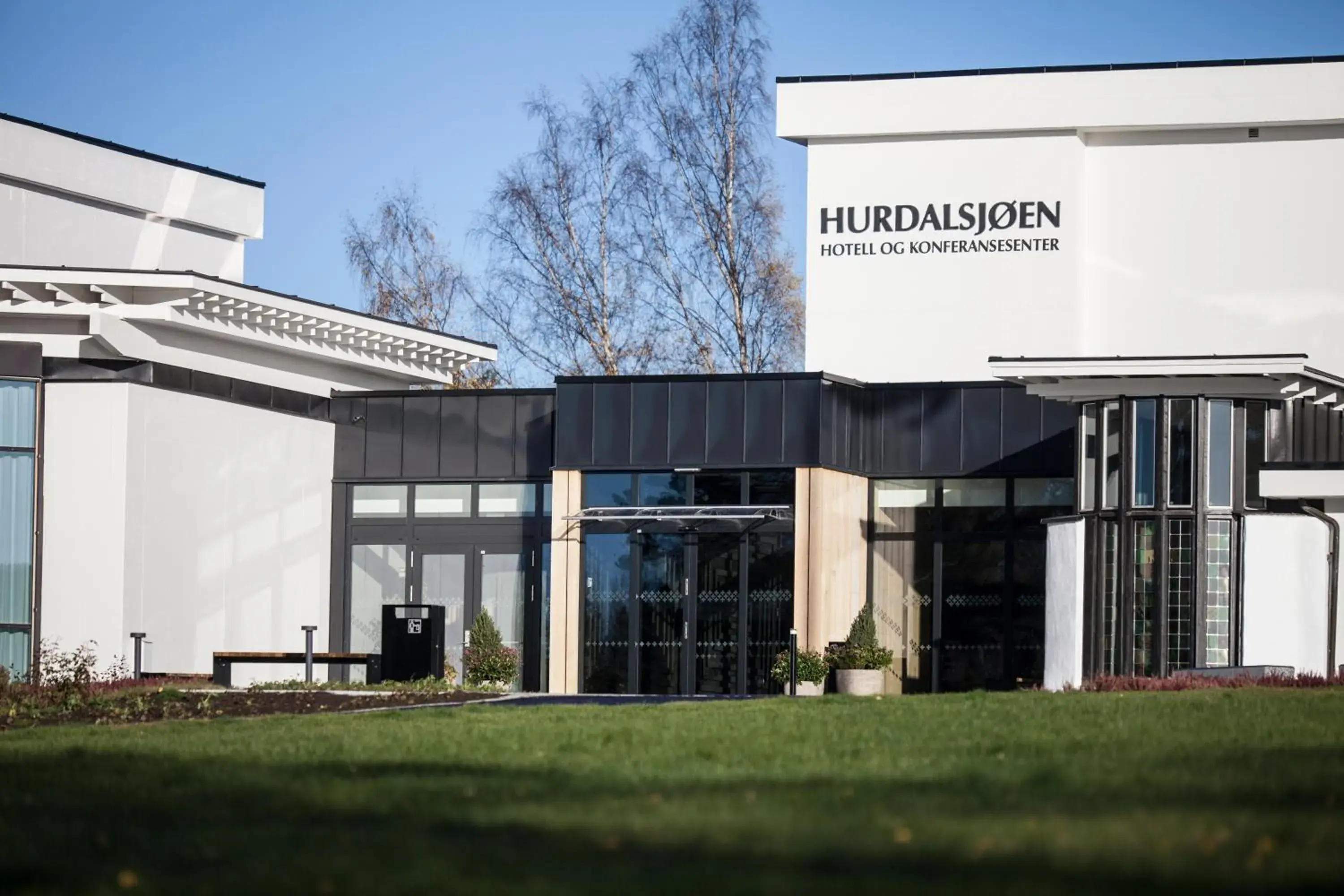 Facade/entrance in Hurdalsjøen Hotel & Spa Facade/entrance in Hurdalsjøen Hotel & Spa