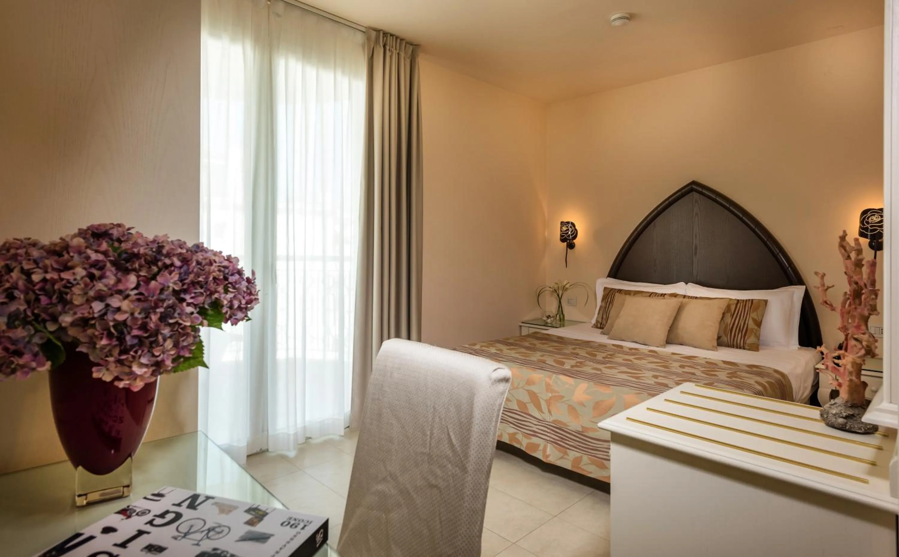 Bed in Baia del Mar Beach Boutique Hotel