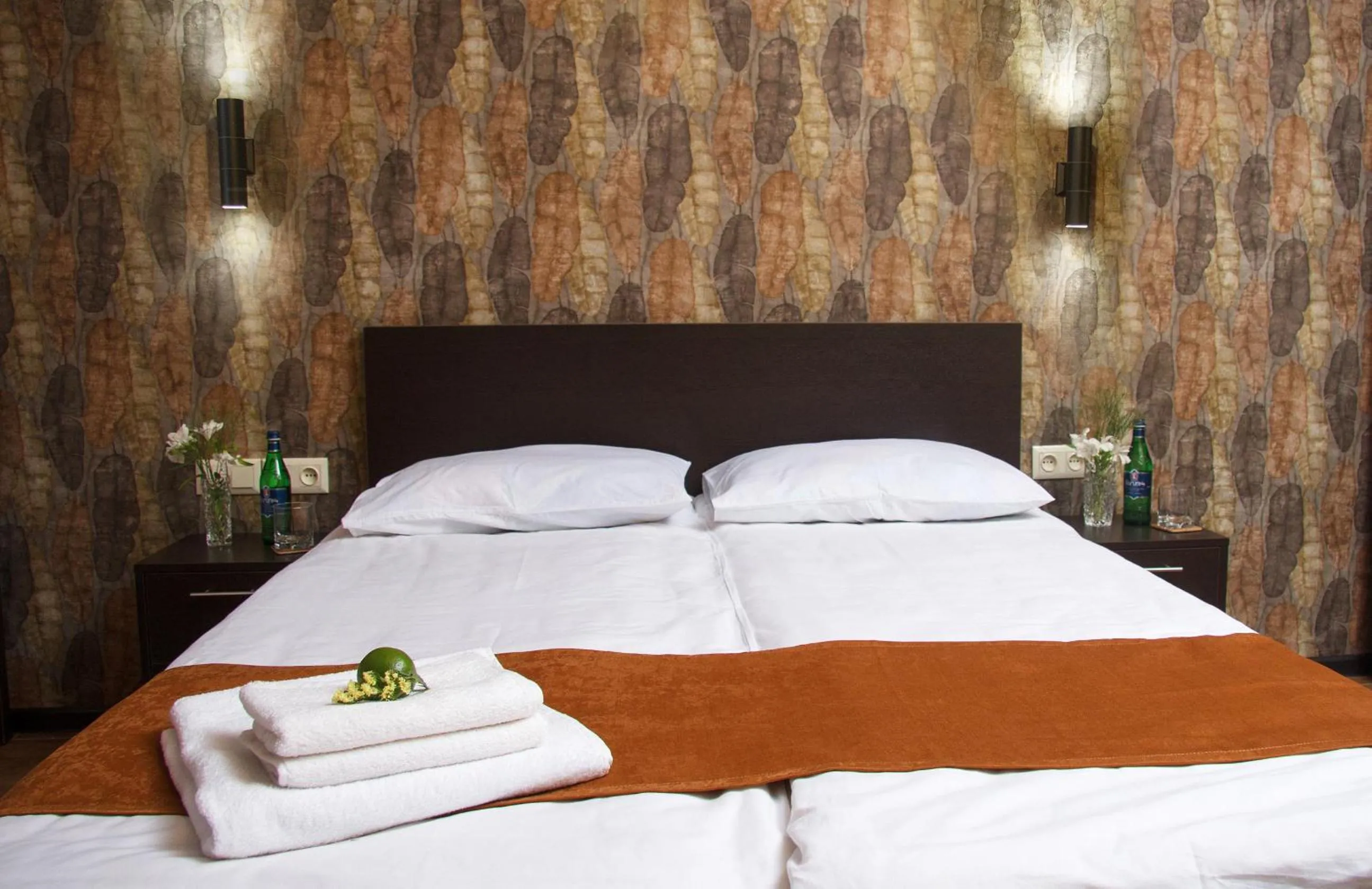Property building, Bed in WOW Guest house in apartment 141