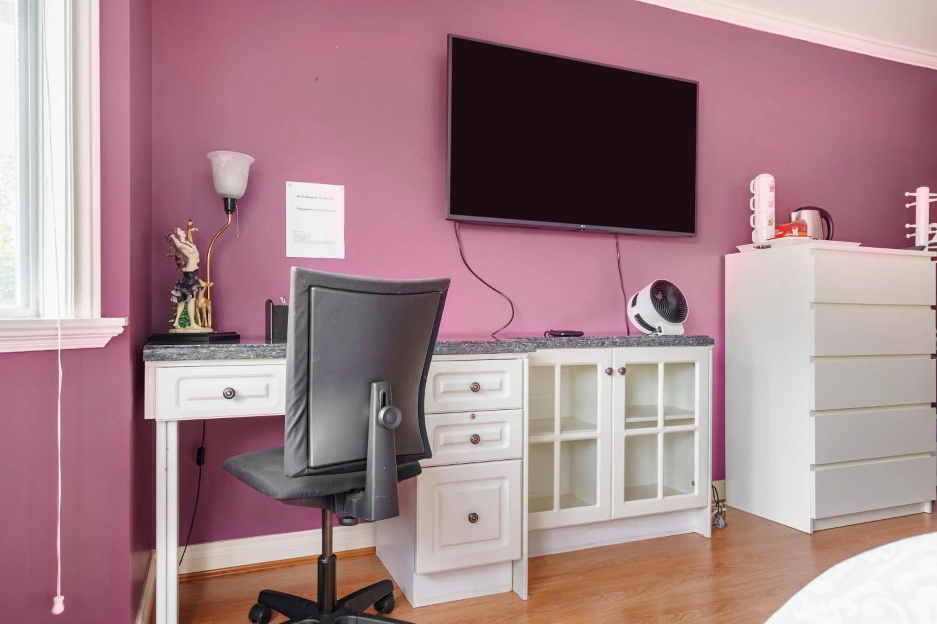 Fraser River Richmond Bed and Breakfast