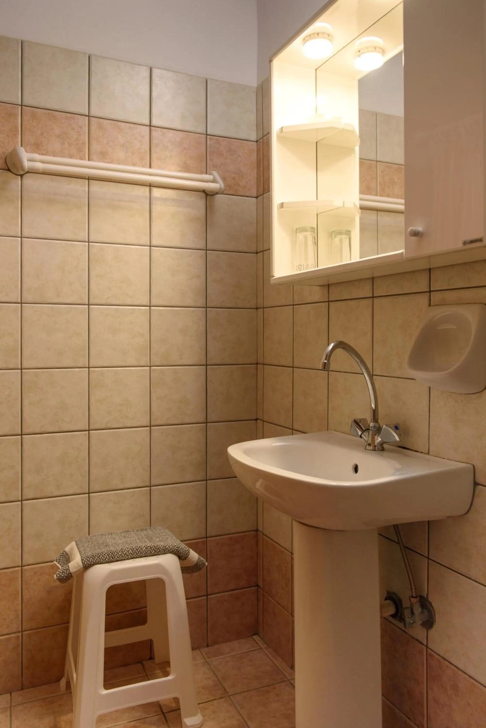 Twin Room in Melissa Hotel