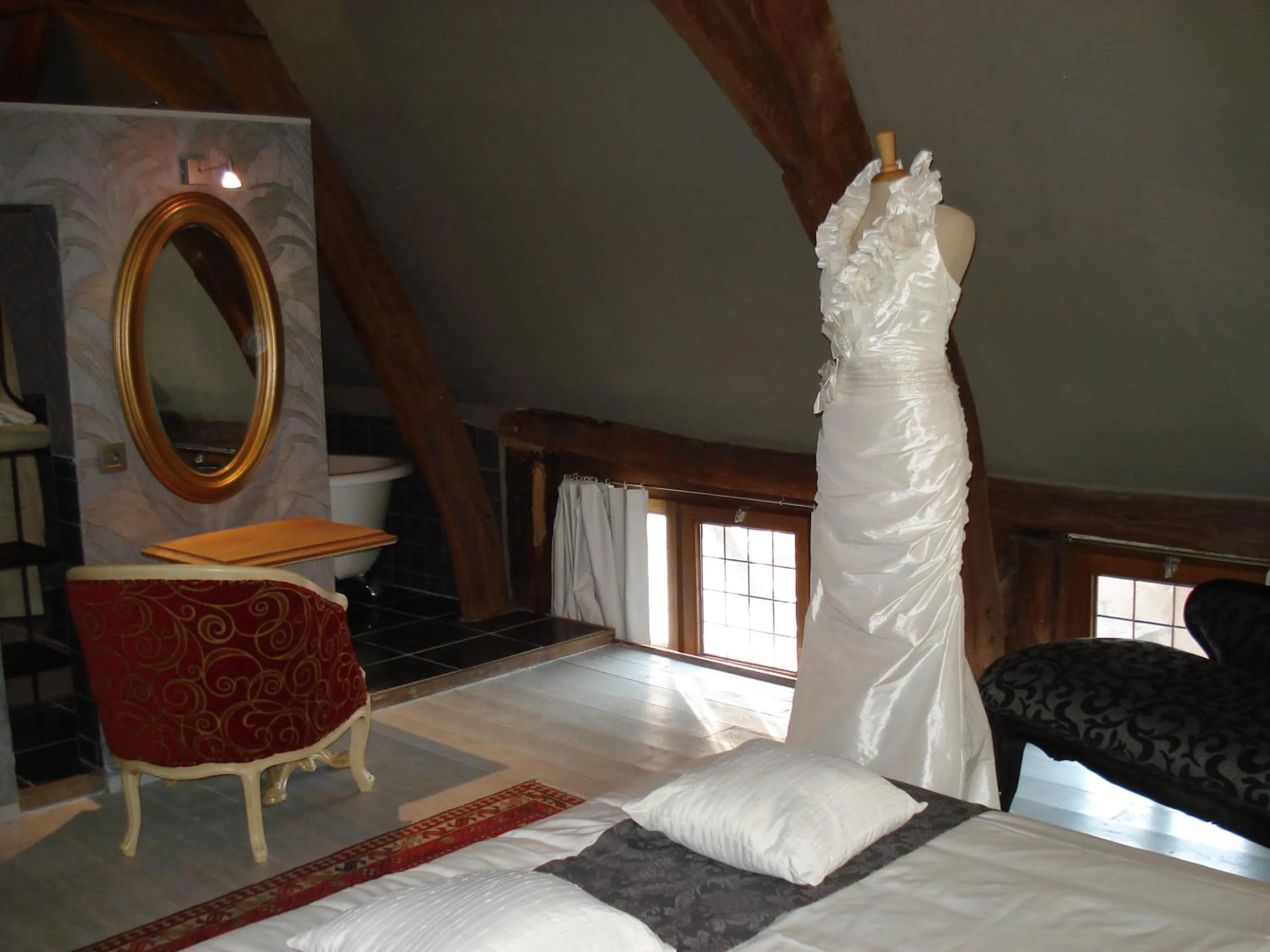 Bed in Aparthotel De Beek Anno 1410