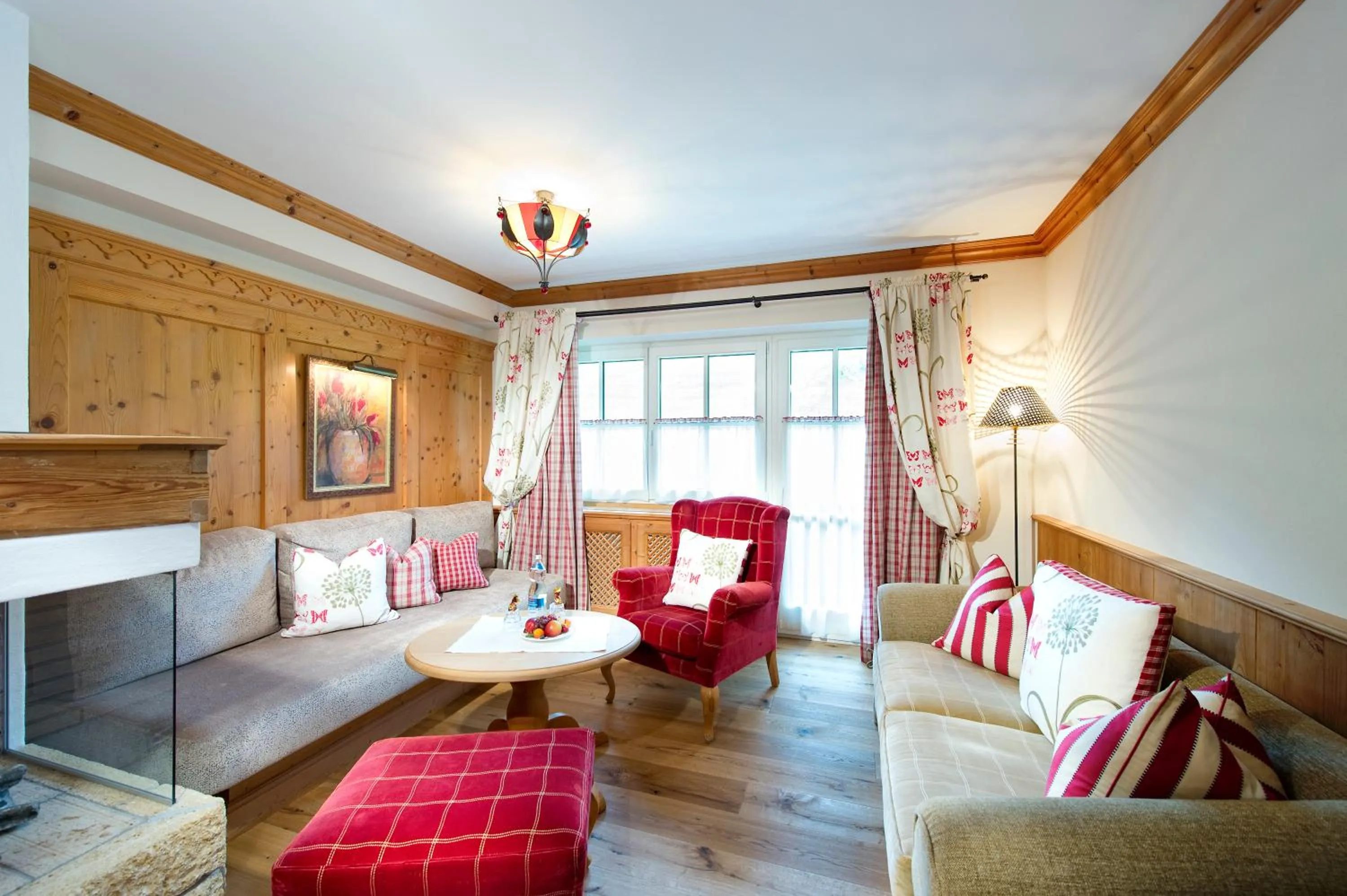Photo of the whole room in Hotel Alpin Spa Tuxerhof