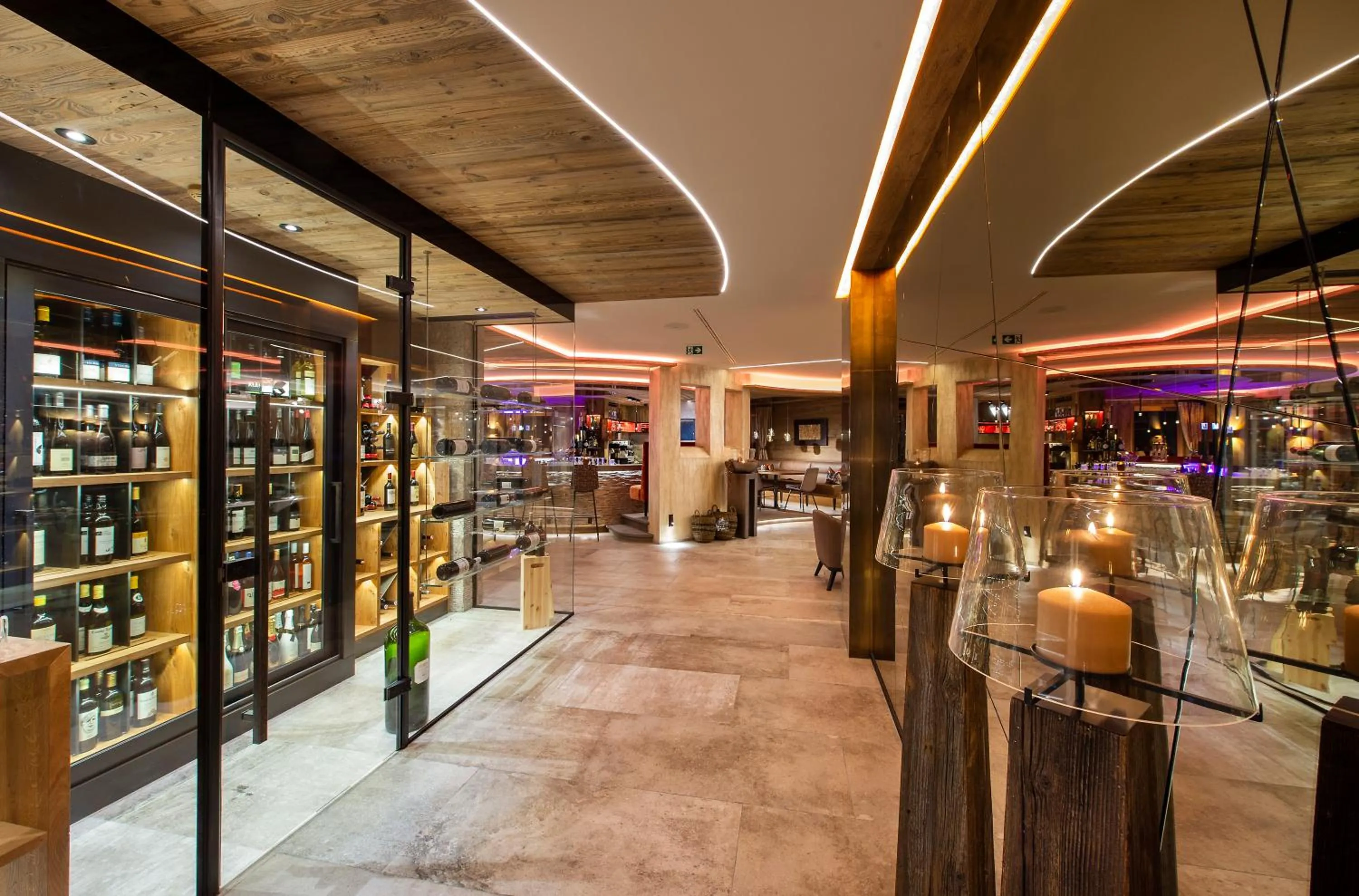 Lounge or bar in Hotel Alpin Spa Tuxerhof