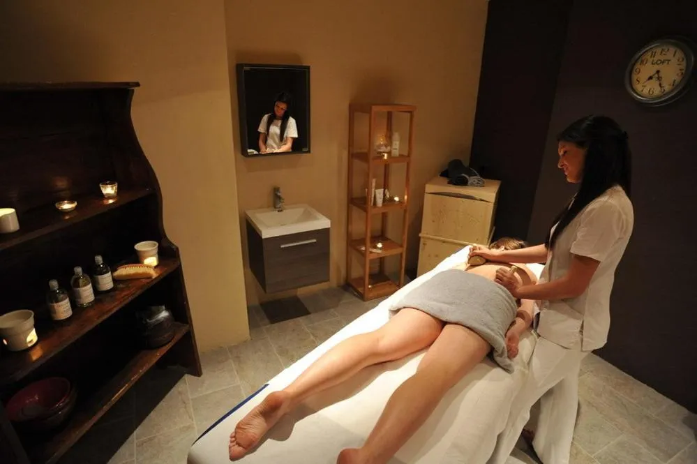 Massage in La Madonnina Del Gran Paradiso Wellness Hotel
