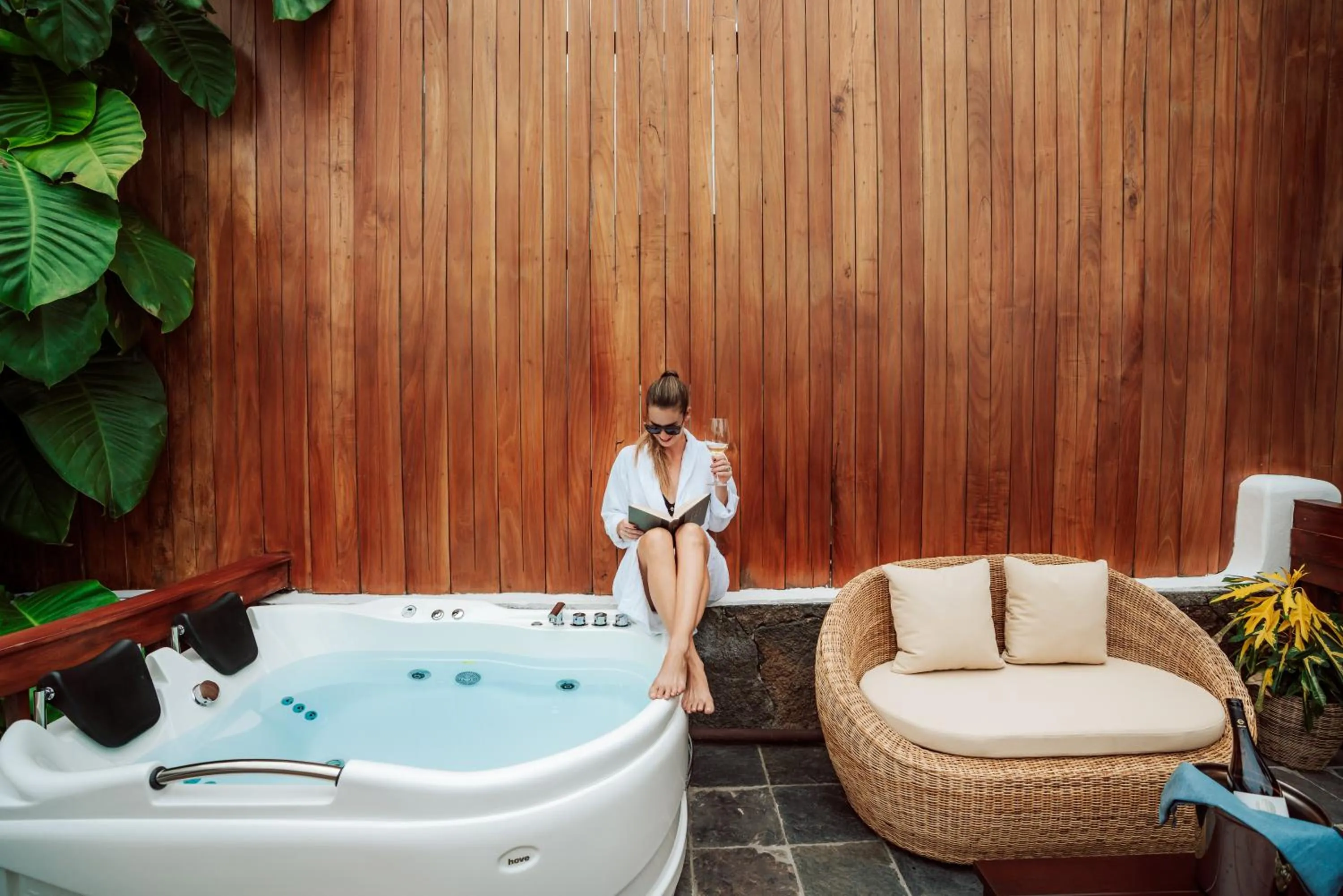 Hot Tub in Hotel Villa Escalesia Galapagos