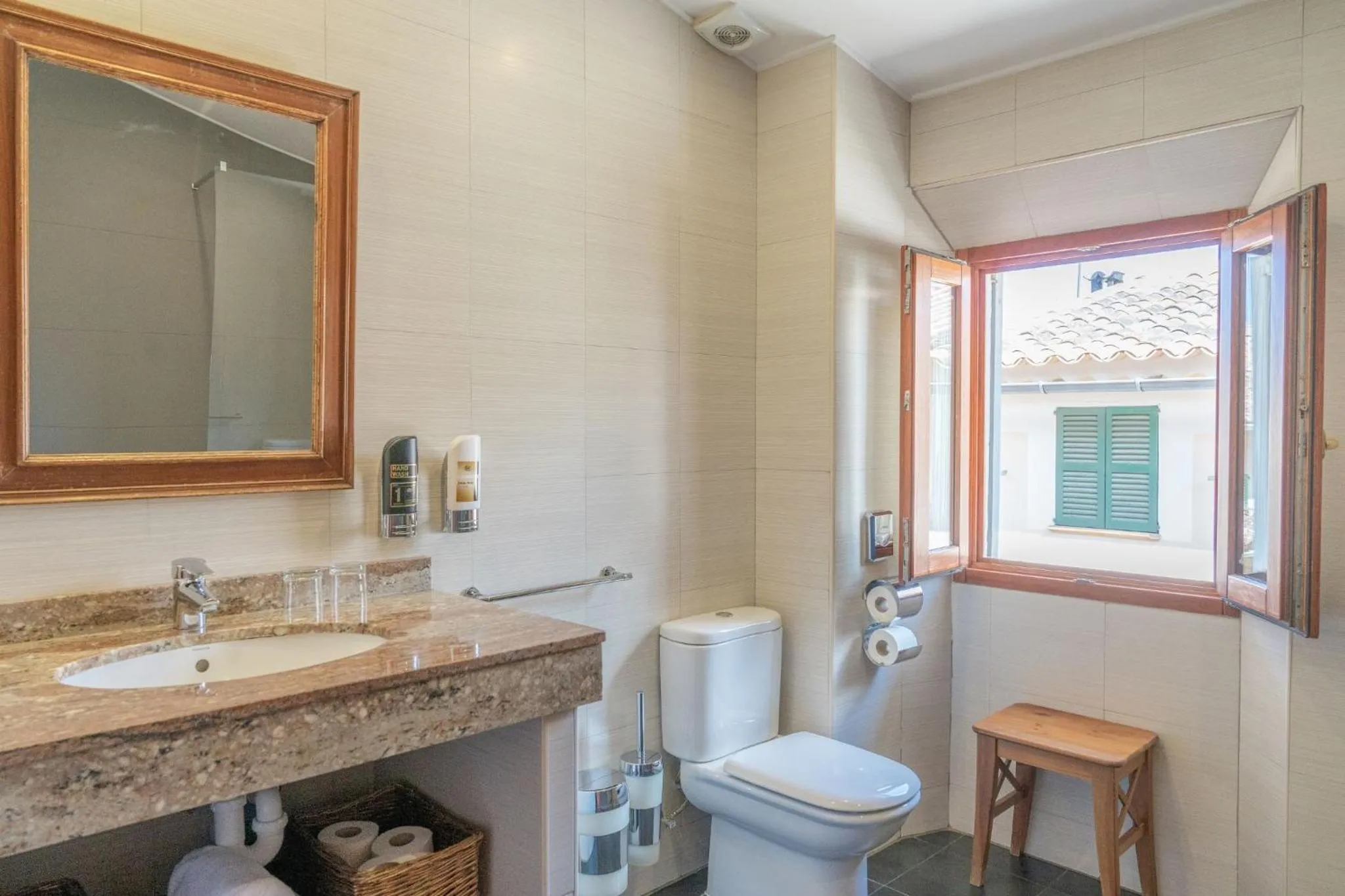 Bathroom in Hotel Can Abril