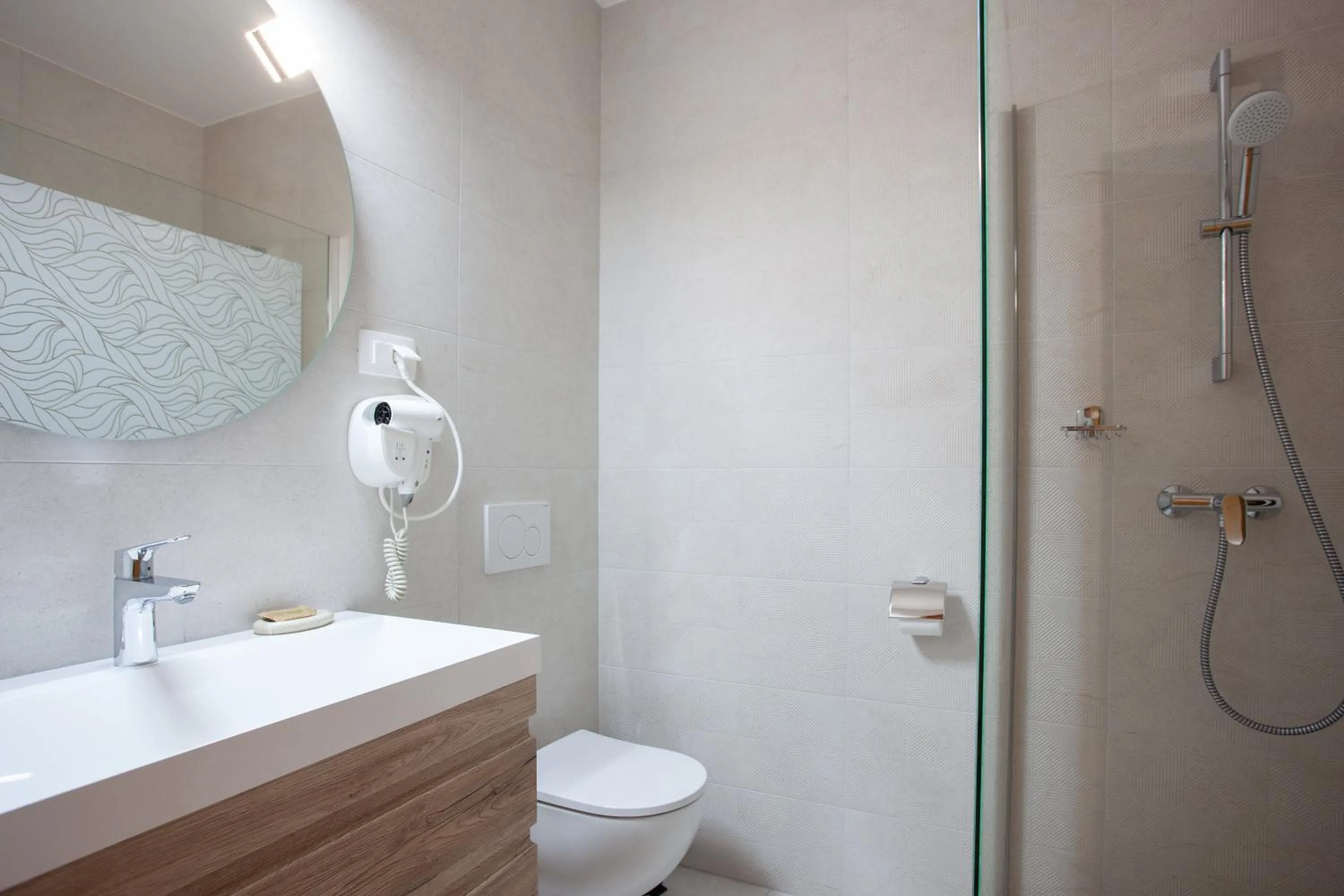 Shower in Pension Bled