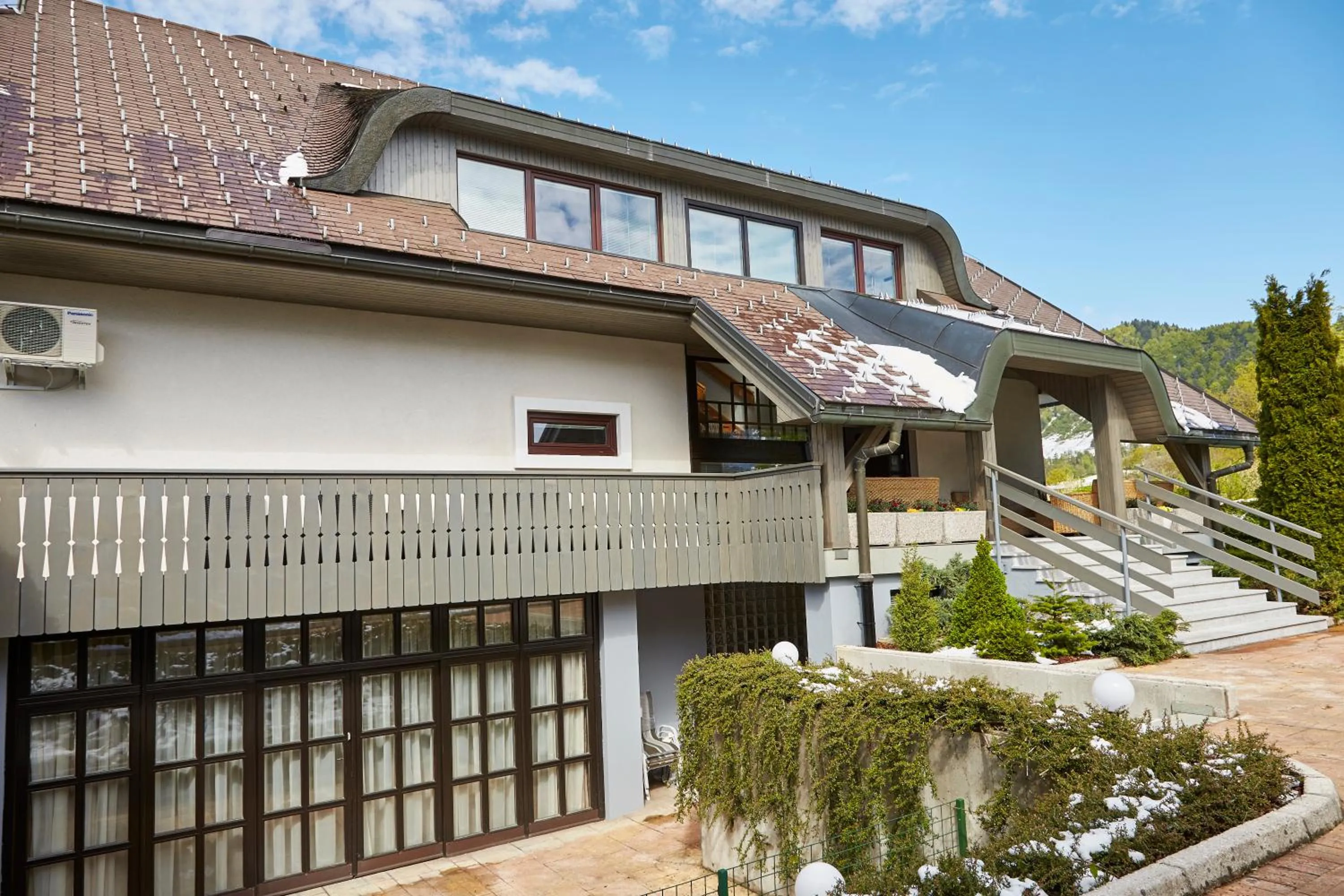 Property building in Pension Bled