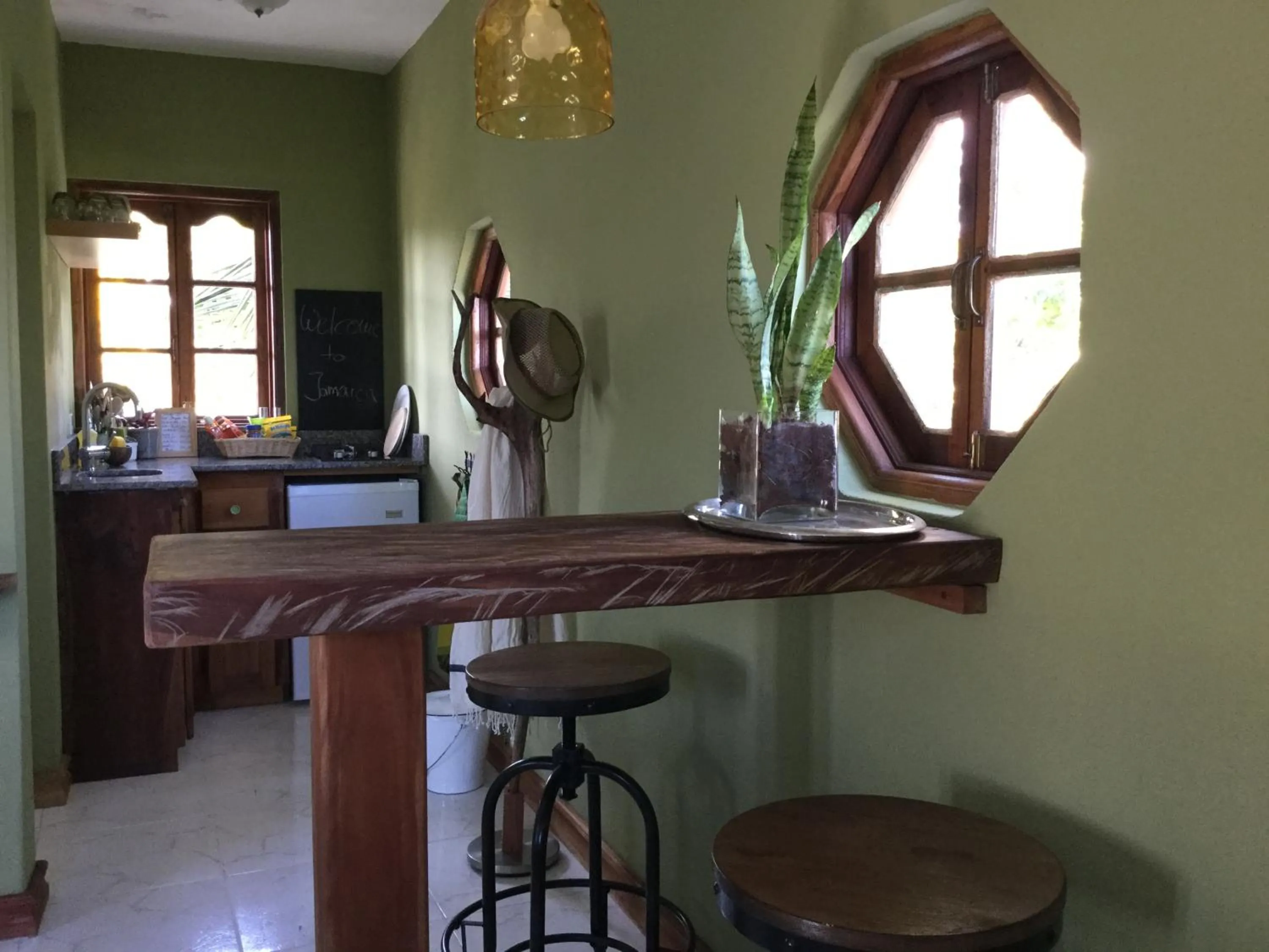 Dining area in Fantastic views at Friends