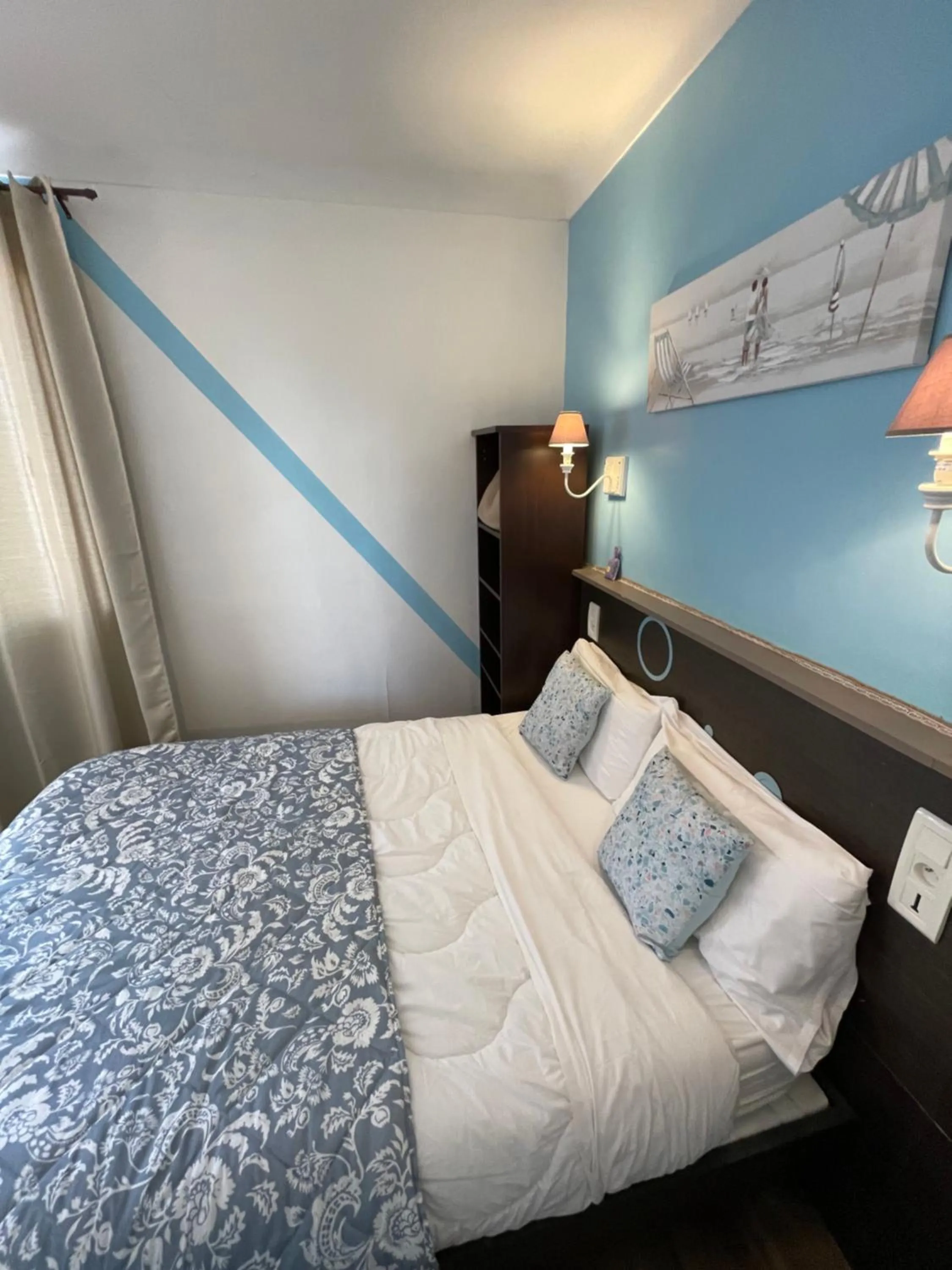 Photo of the whole room in Hotel Clair Logis