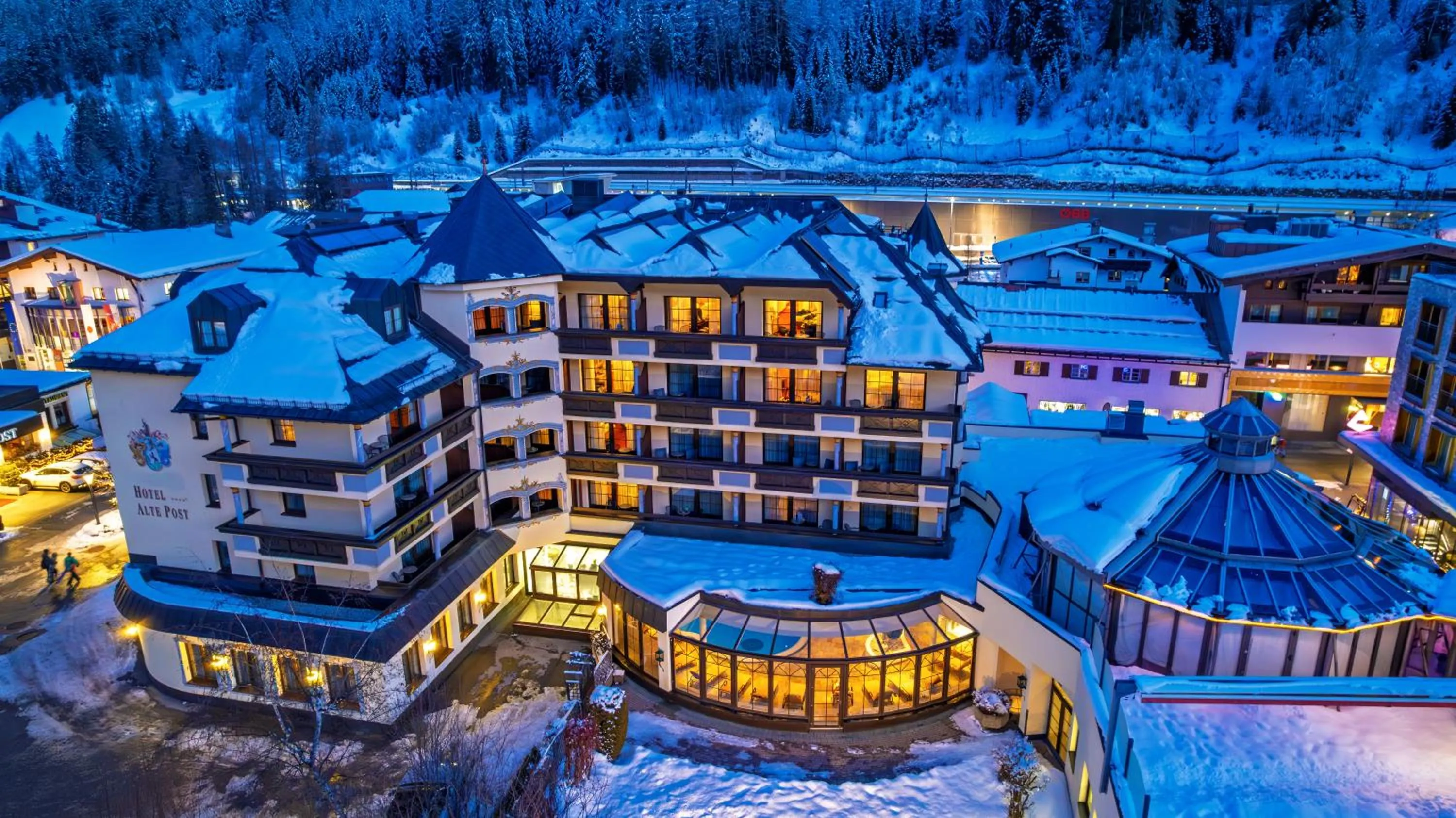 Property building in Hotel Alte Post