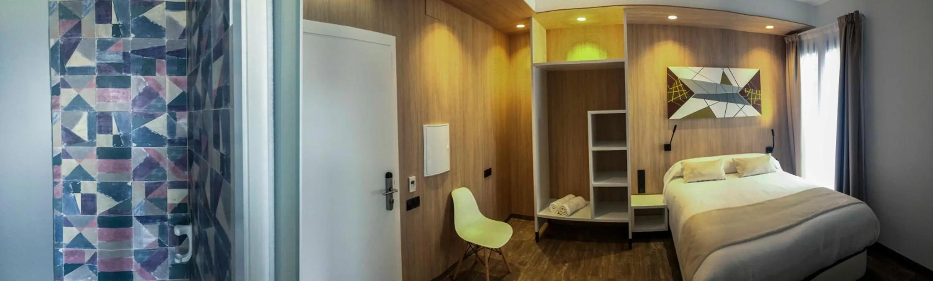 Decorative detail, Bed in Hostal Sevilla Santa Justa - Adults only