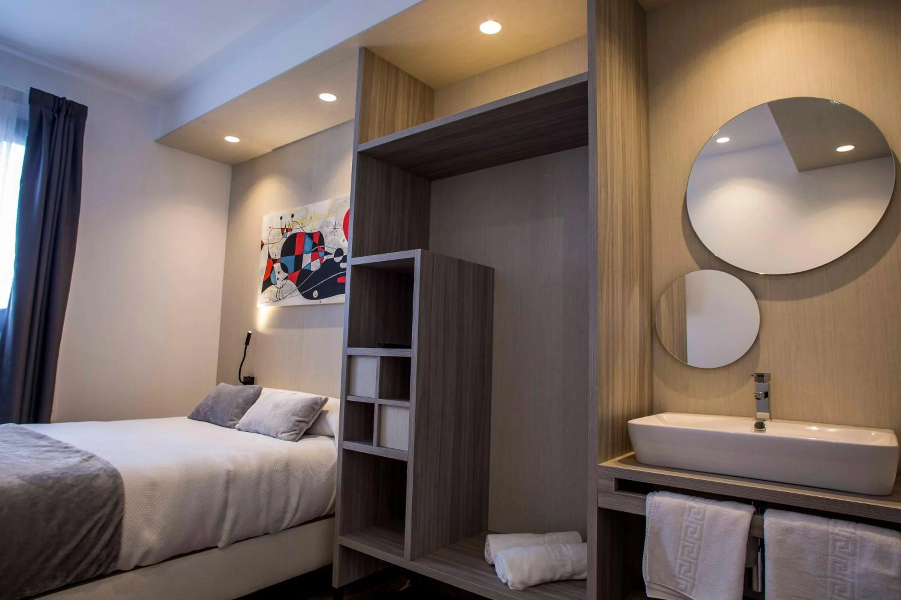 Decorative detail, Bed in Hostal Sevilla Santa Justa - Adults only