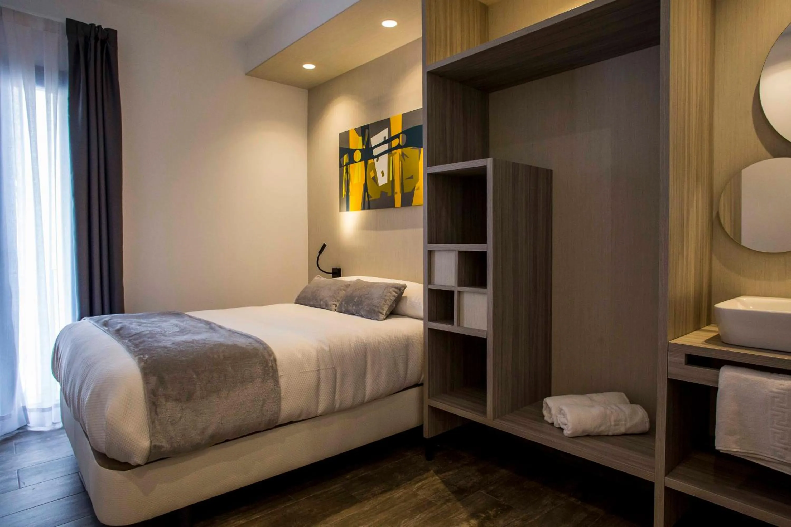 Photo of the whole room, Bed in Hostal Sevilla Santa Justa - Adults only