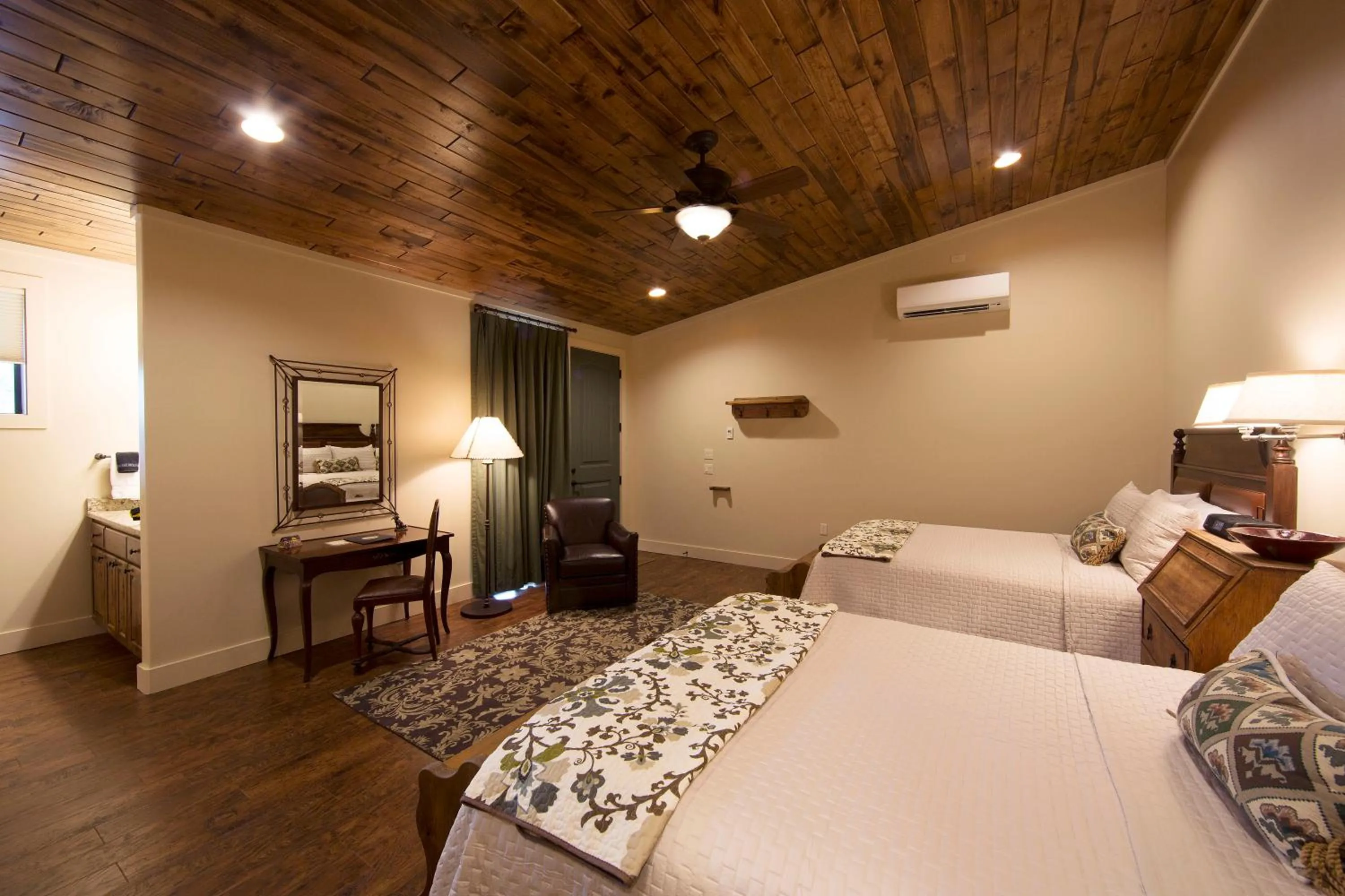 Bed in Joshua Creek Ranch