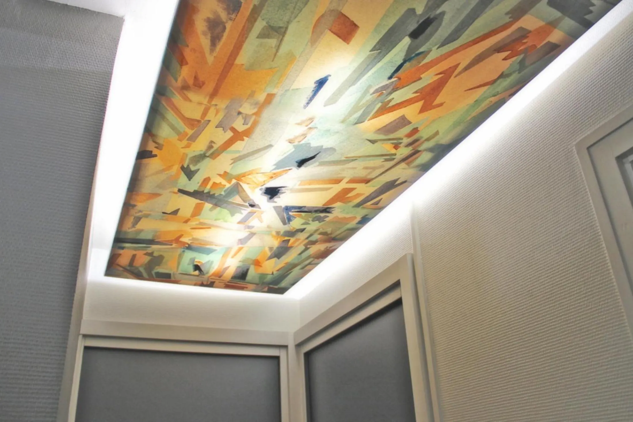 Decorative detail in Hotel Thonon Centre Le Comte Rouge