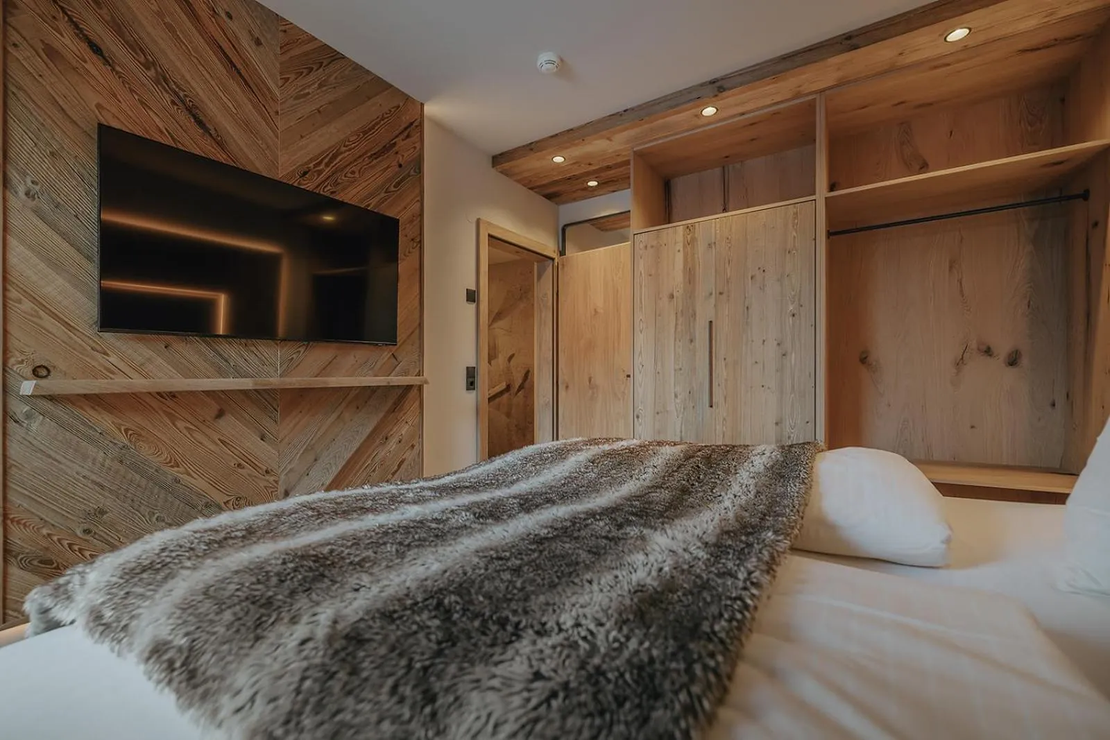 Bedroom, Bed in BRUGGER ChaletDorf