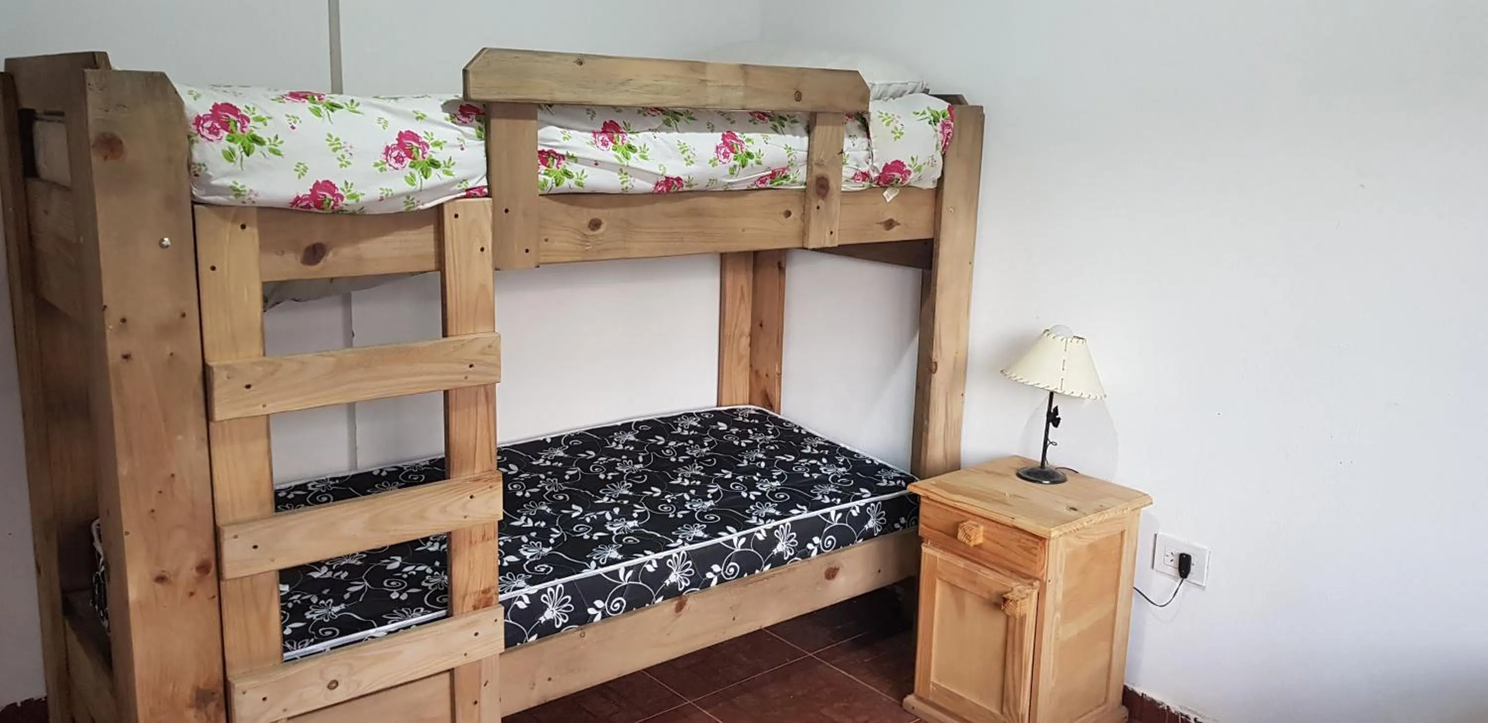 children, Bed in Terrazas de Nahuascat