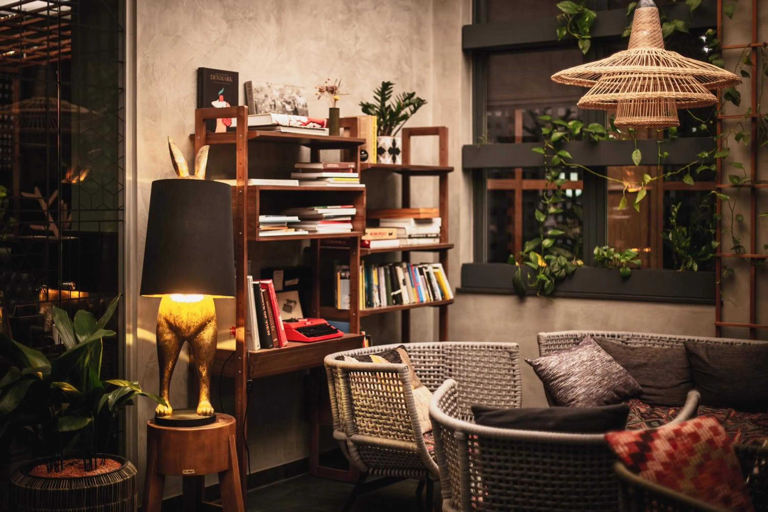 Restaurant/places to eat in The Circus Hotel