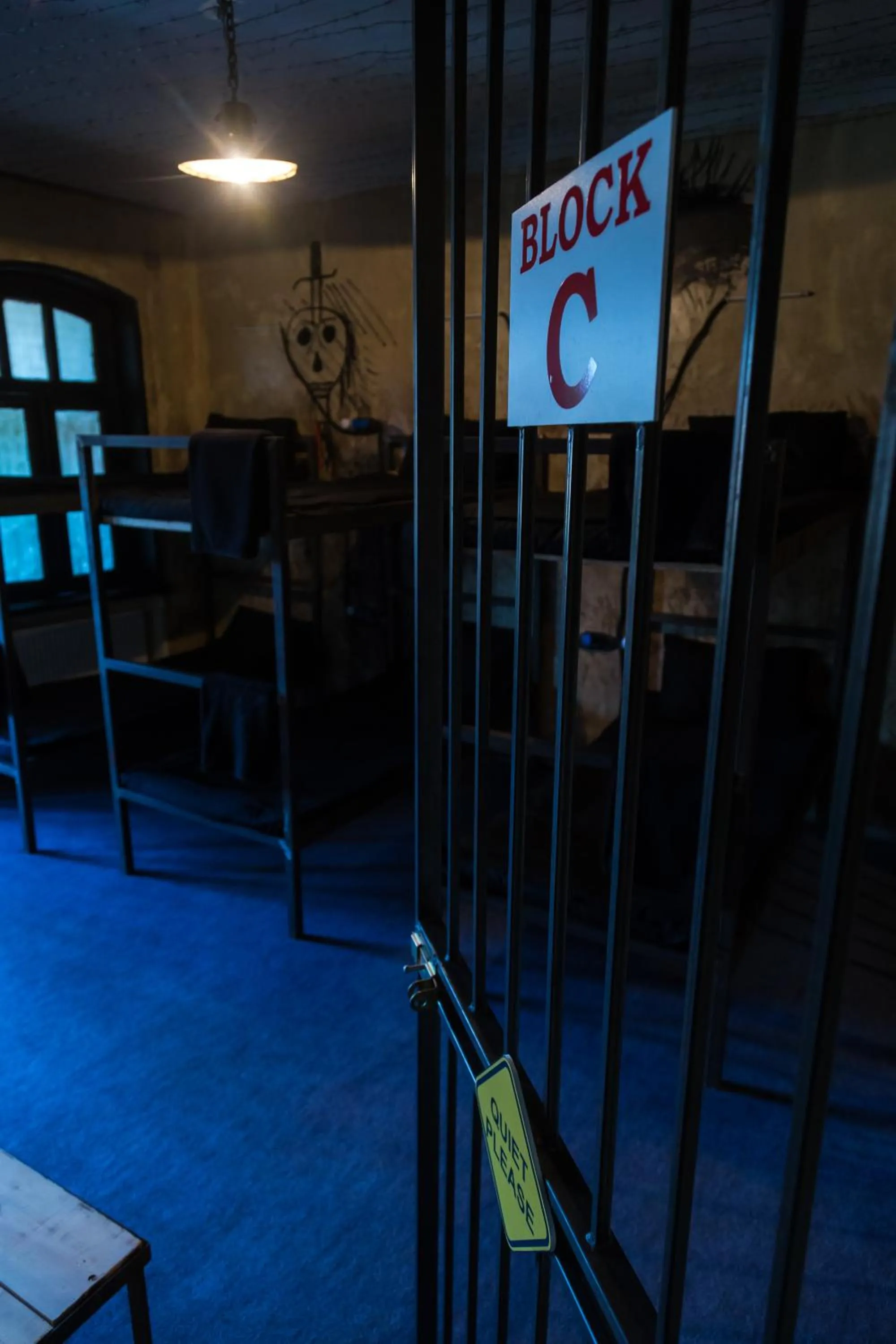 Bed in 6-Bed Mixed Dormitory Room in ALCATRAZ JAIL-HOSTEL