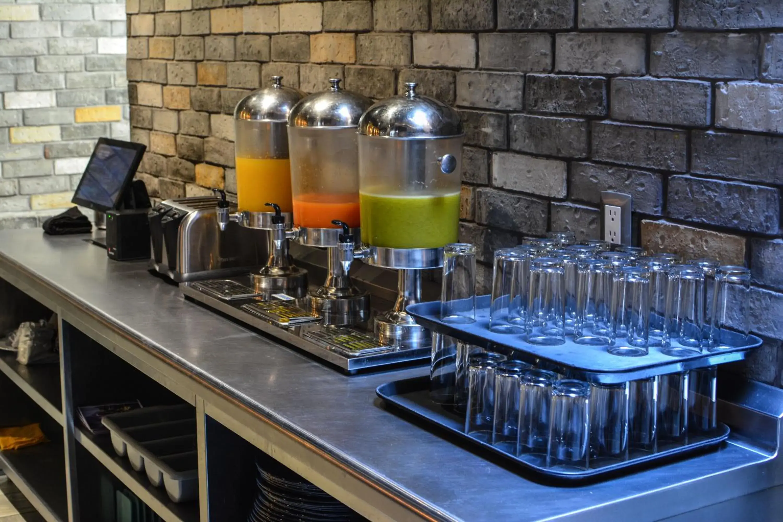 Restaurant/places to eat in Hotel Punto MX Restaurant/places to eat in Hotel Punto MX