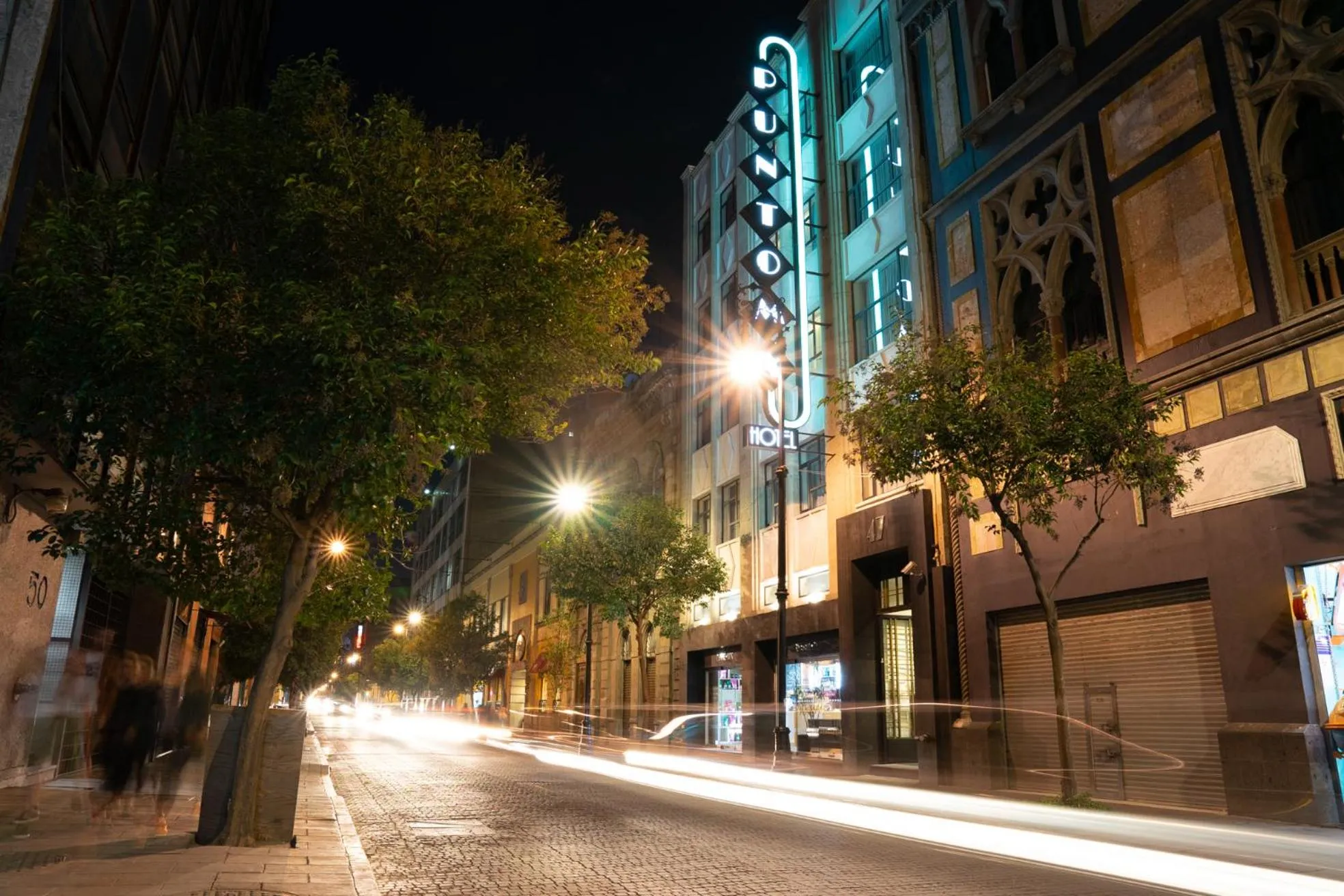 Property building in Hotel Punto MX