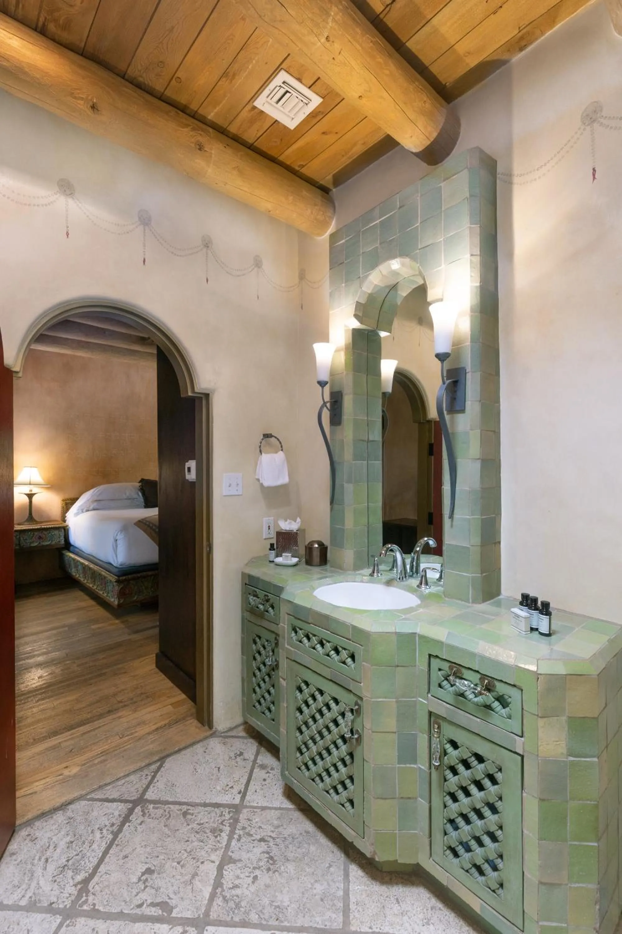 El Monte Sagrado Resort & Spa