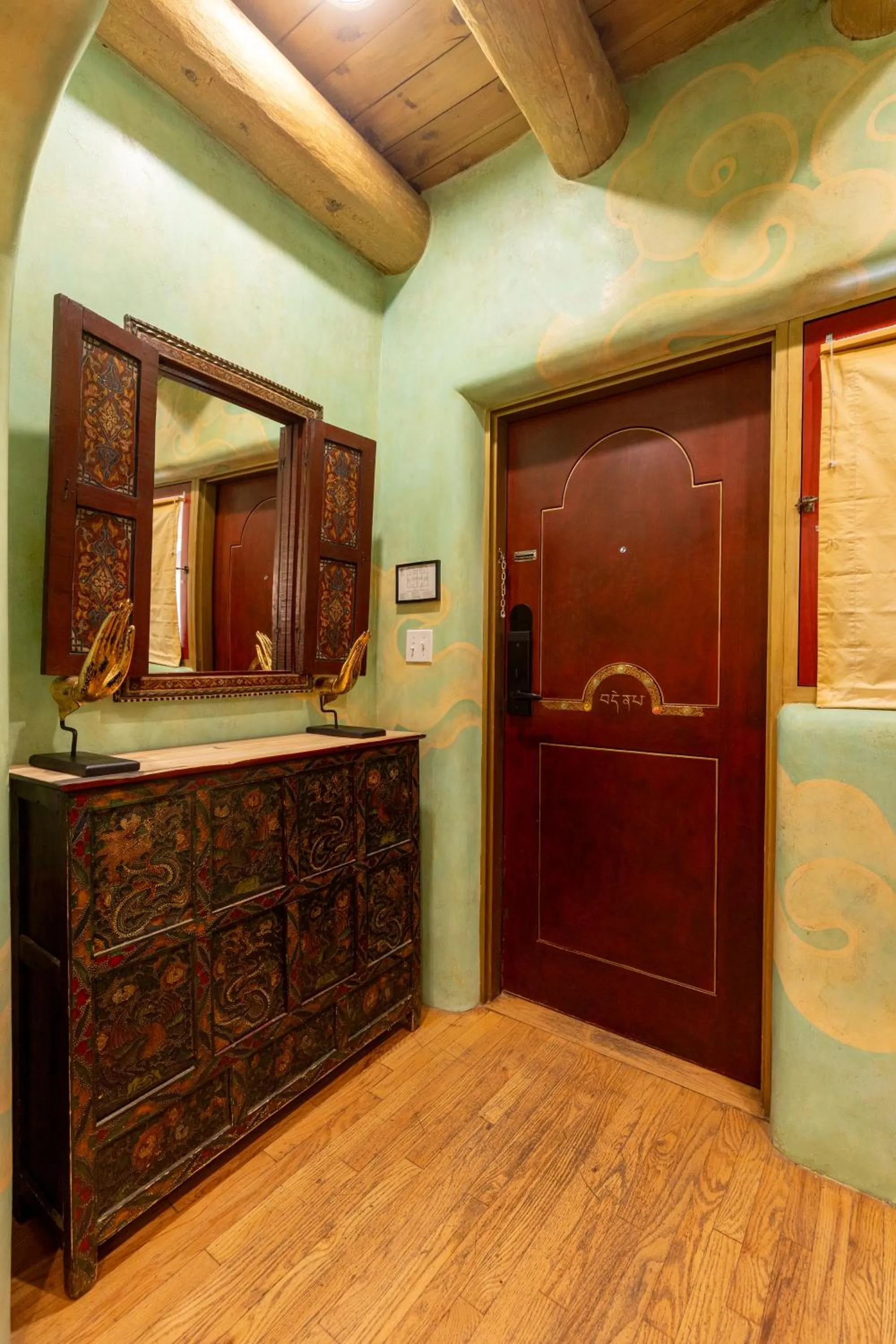 El Monte Sagrado Resort & Spa