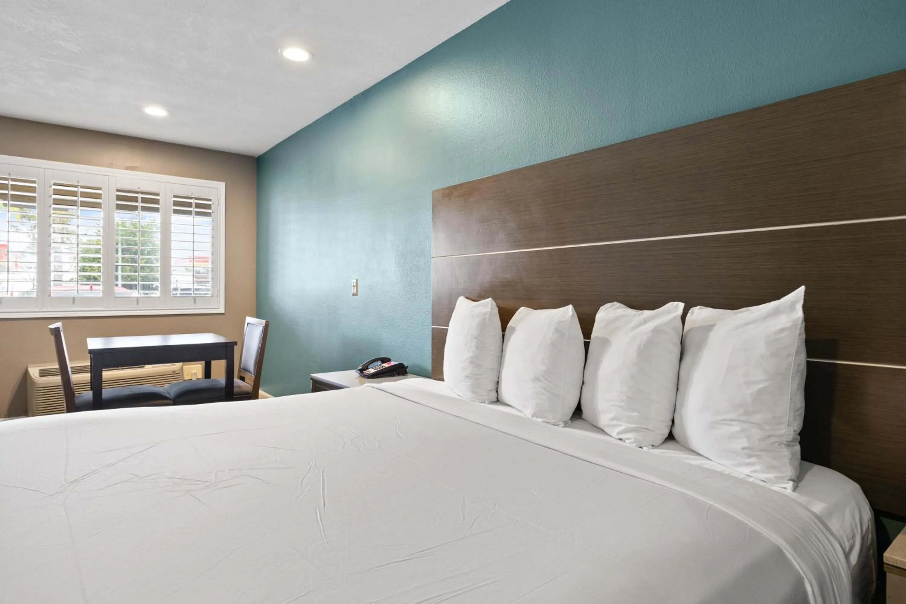 Bed in Hotel Milagro