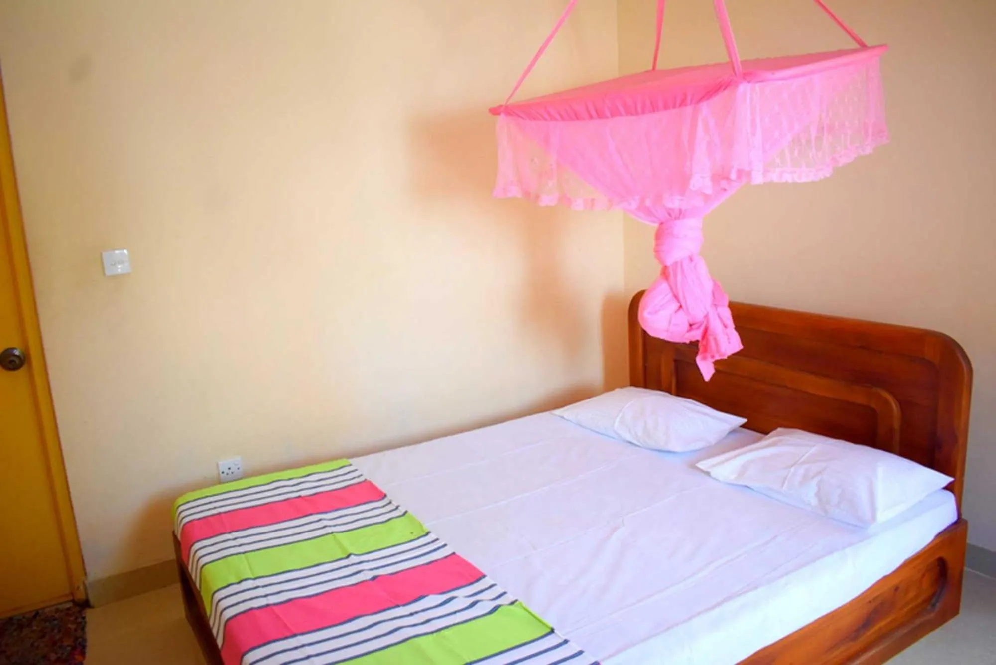 Bedroom, Bed in Yaswi Guest House