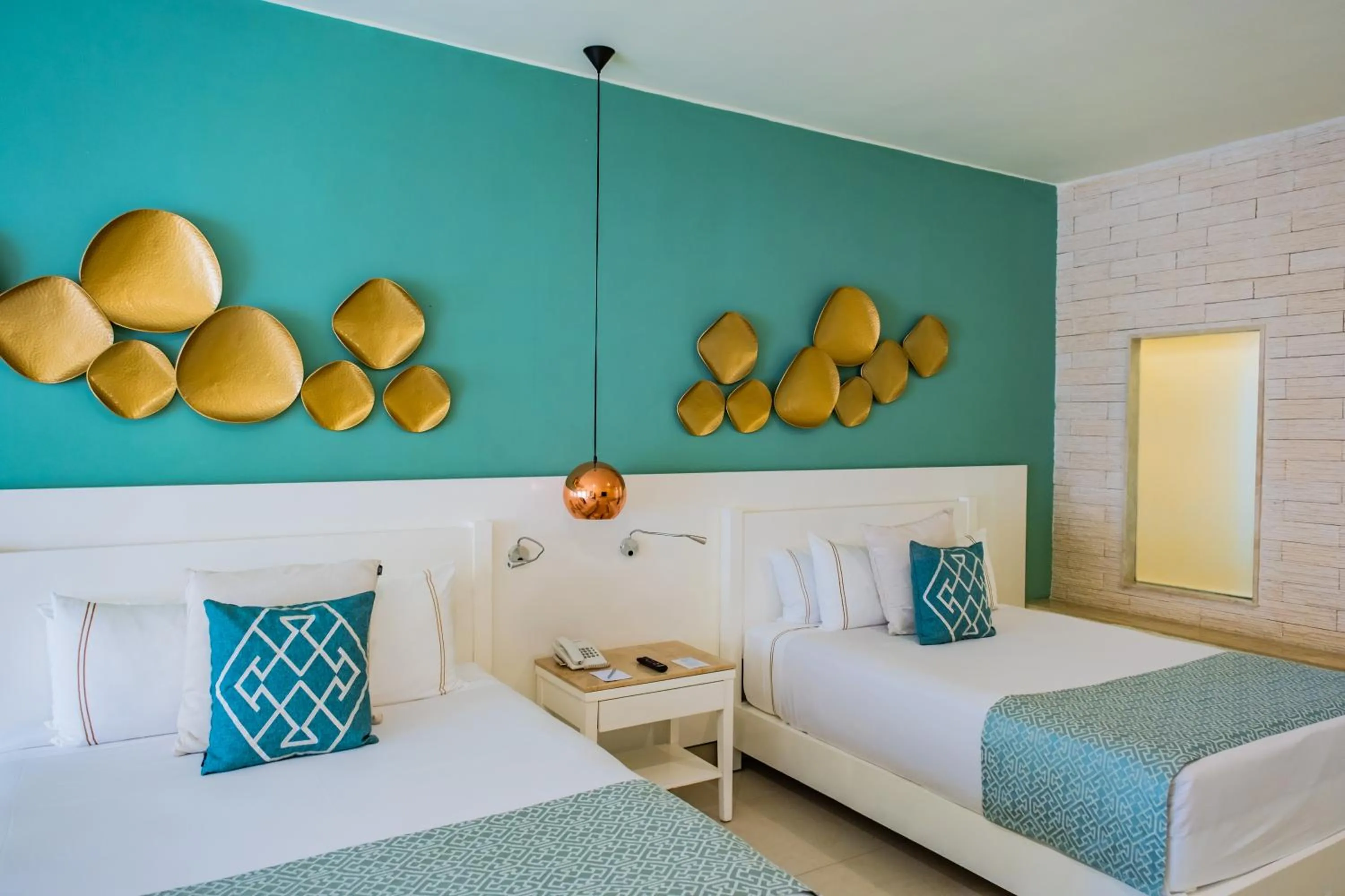 Facade/entrance, Bed in Iberostar Selection Riviera Cancun - All Inclusive