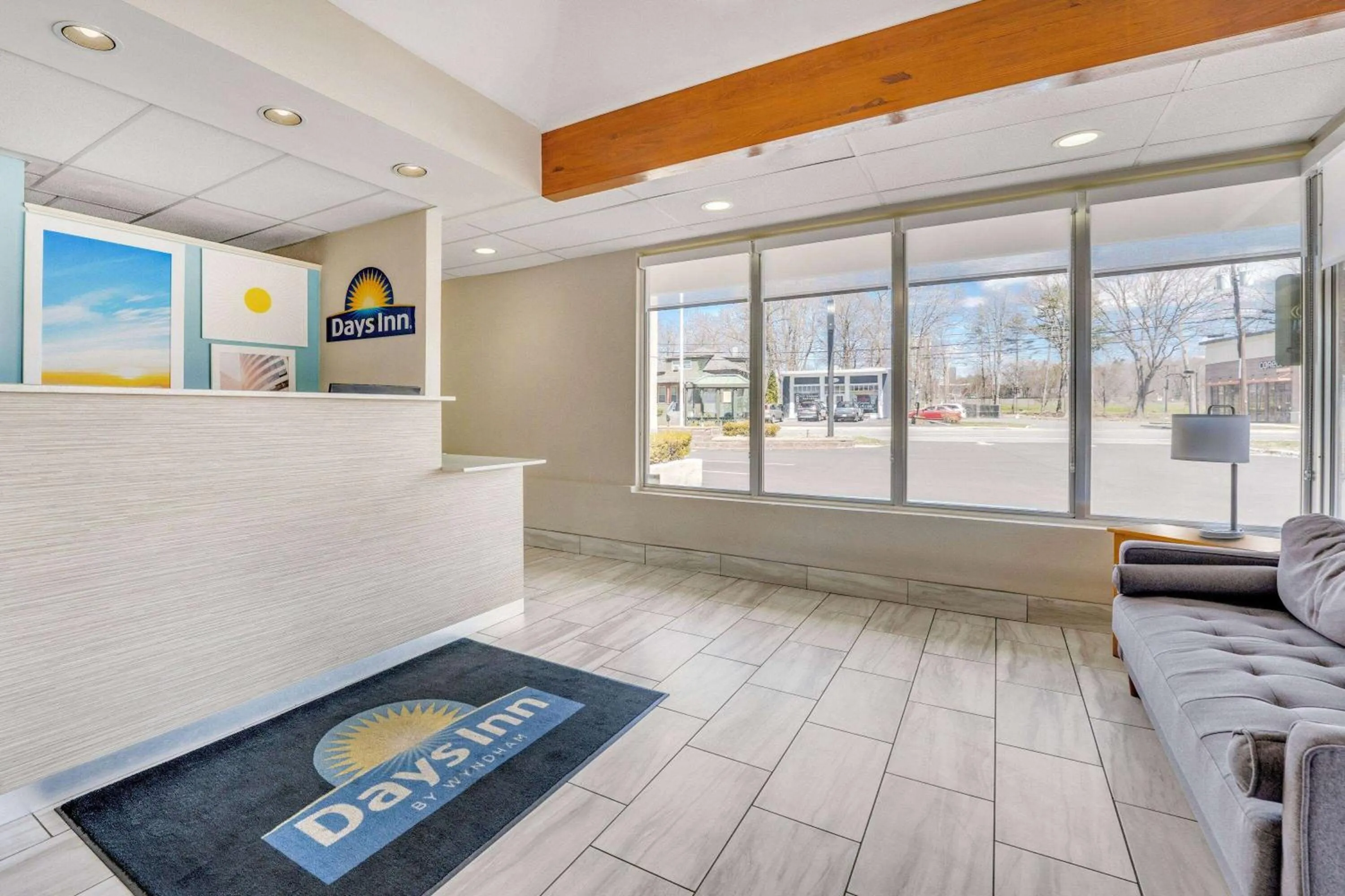 Lobby or reception in Days Inn by Wyndham Albany SUNY
