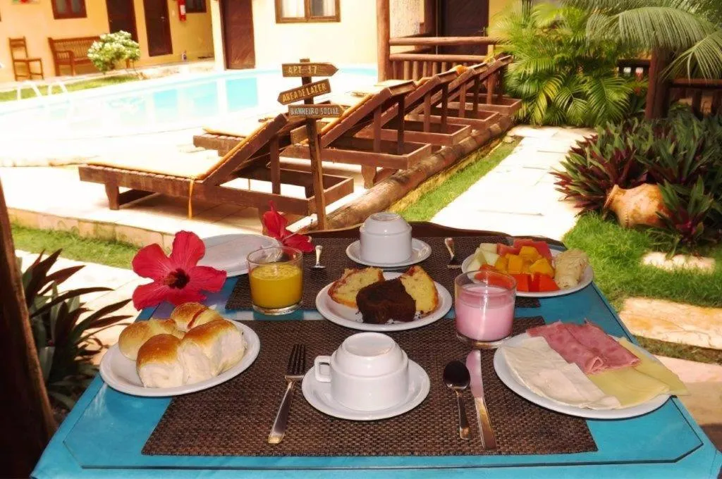 Buffet breakfast in Pousada Capitães de Areia