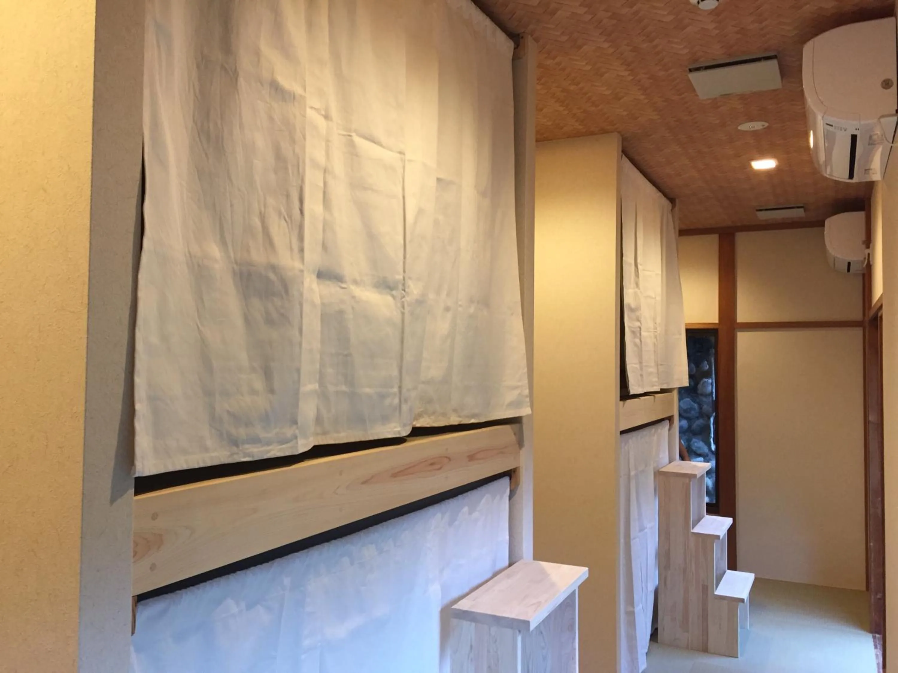 Photo of the whole room in J-Hoppers Kumano Yunomine Guesthouse