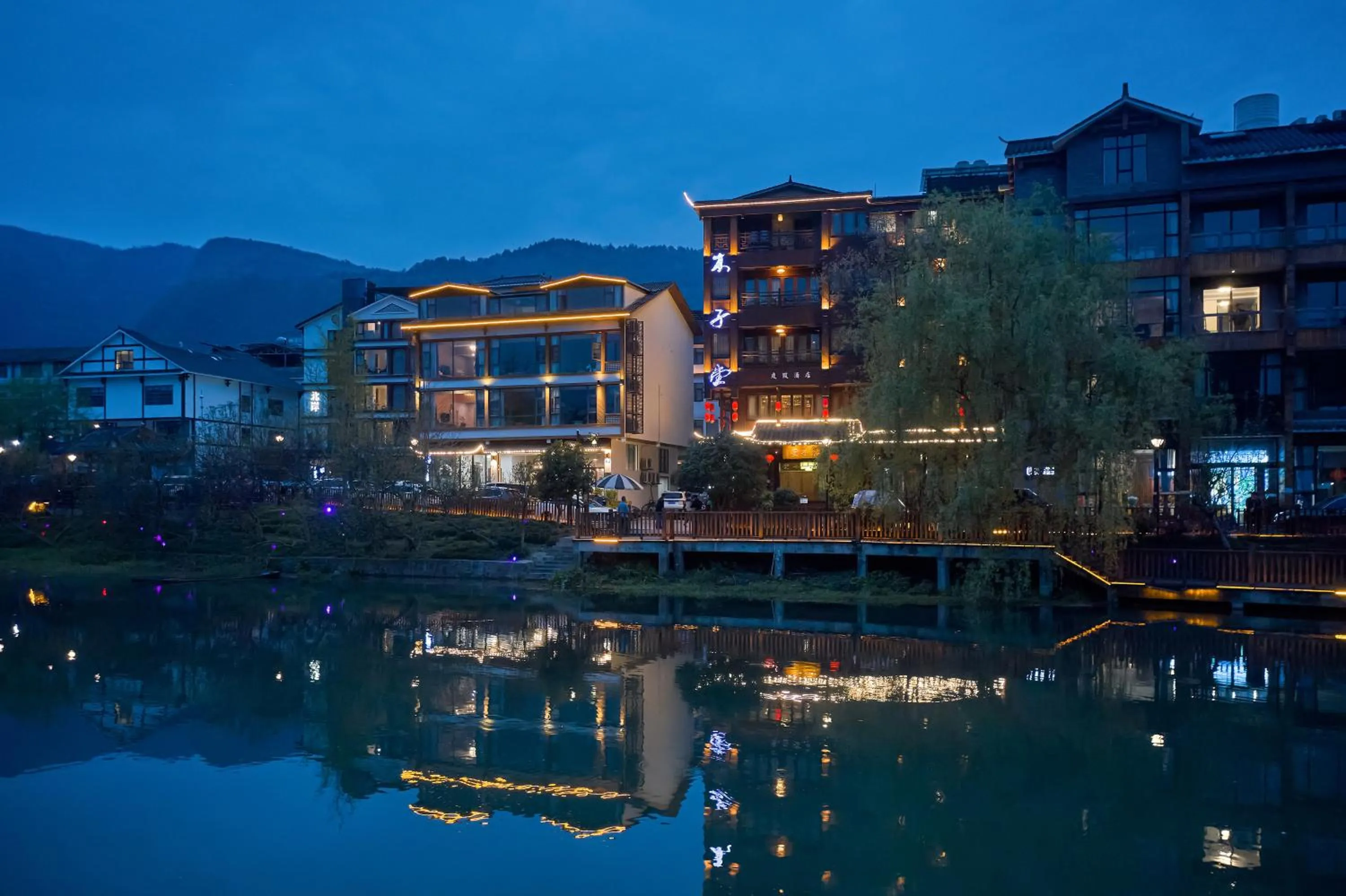 Property building in Lee's Boutique Resort