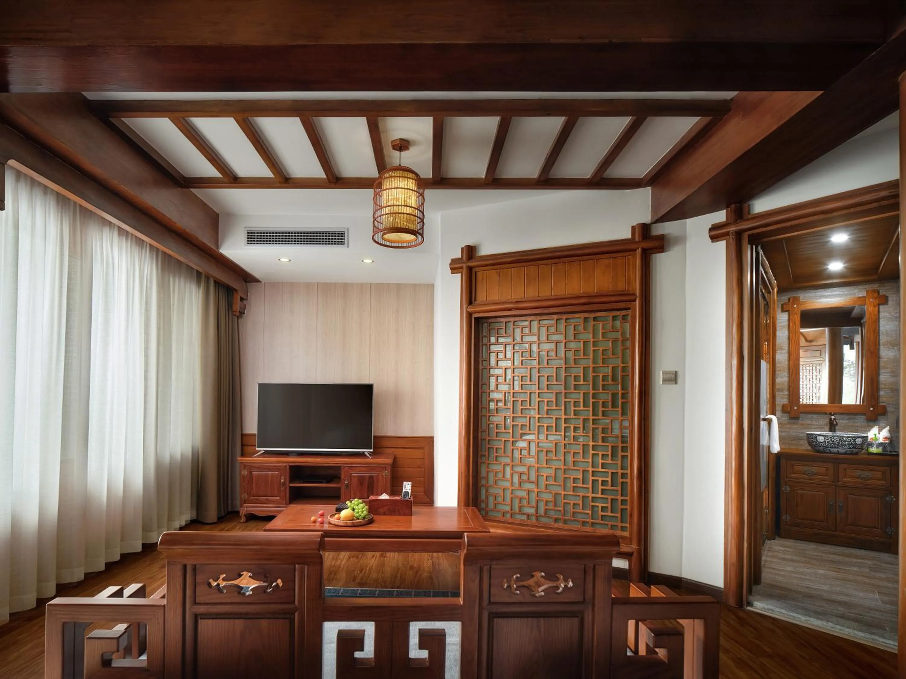 TV and multimedia in Lee's Boutique Resort