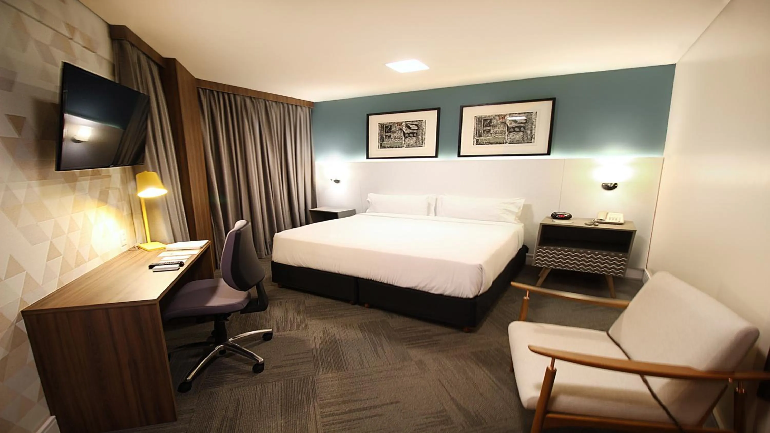 Photo of the whole room, Bed in Holiday Inn Fortaleza by IHG