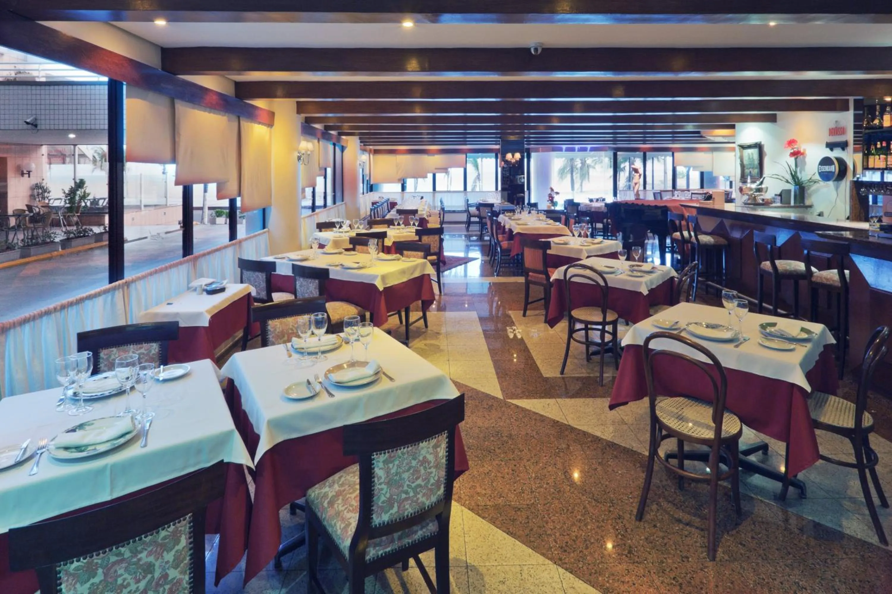 Restaurant/places to eat in Holiday Inn Fortaleza by IHG