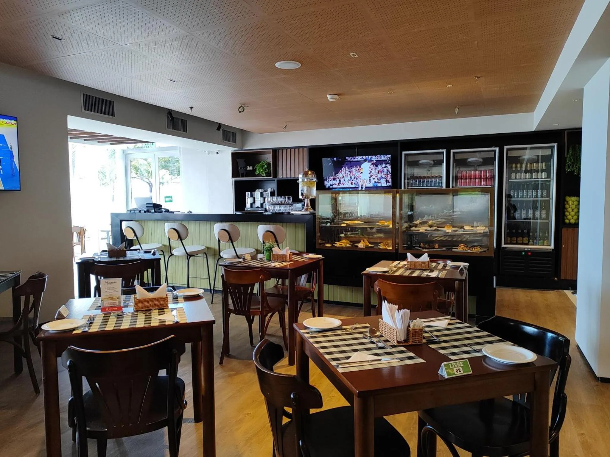 Lounge or bar in Holiday Inn Fortaleza by IHG