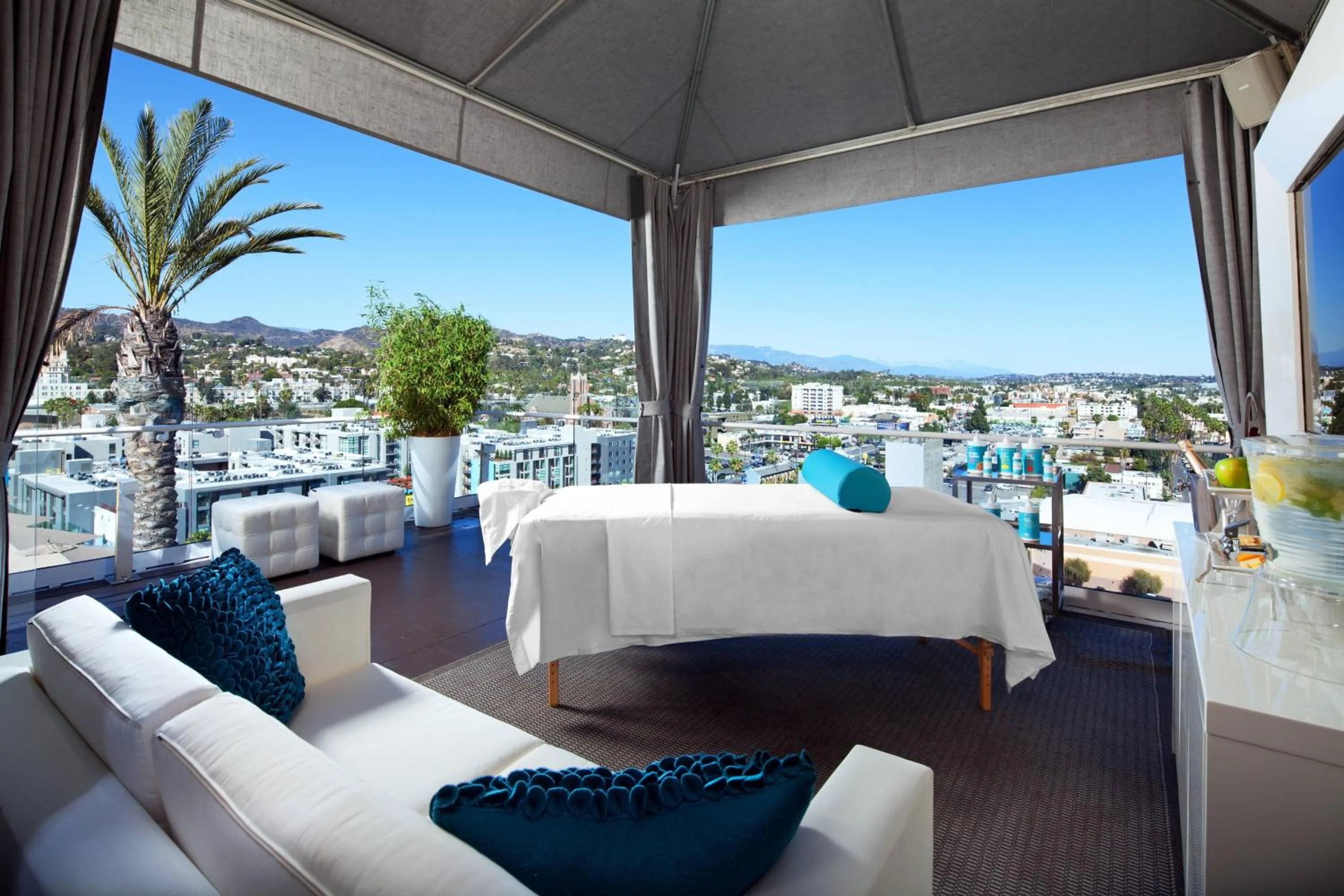 Spa and wellness centre/facilities in W Hollywood