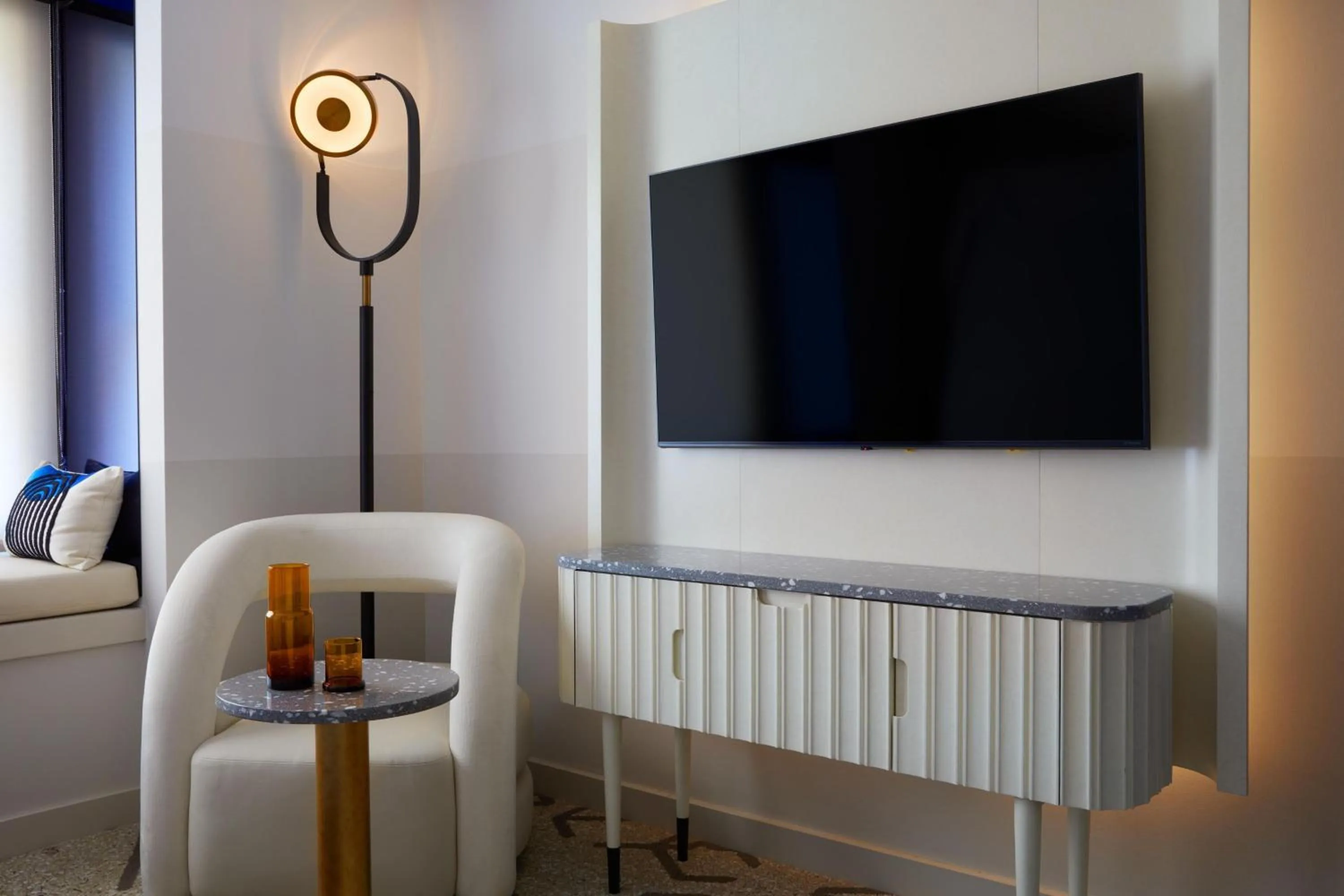 Photo of the whole room in W Hollywood