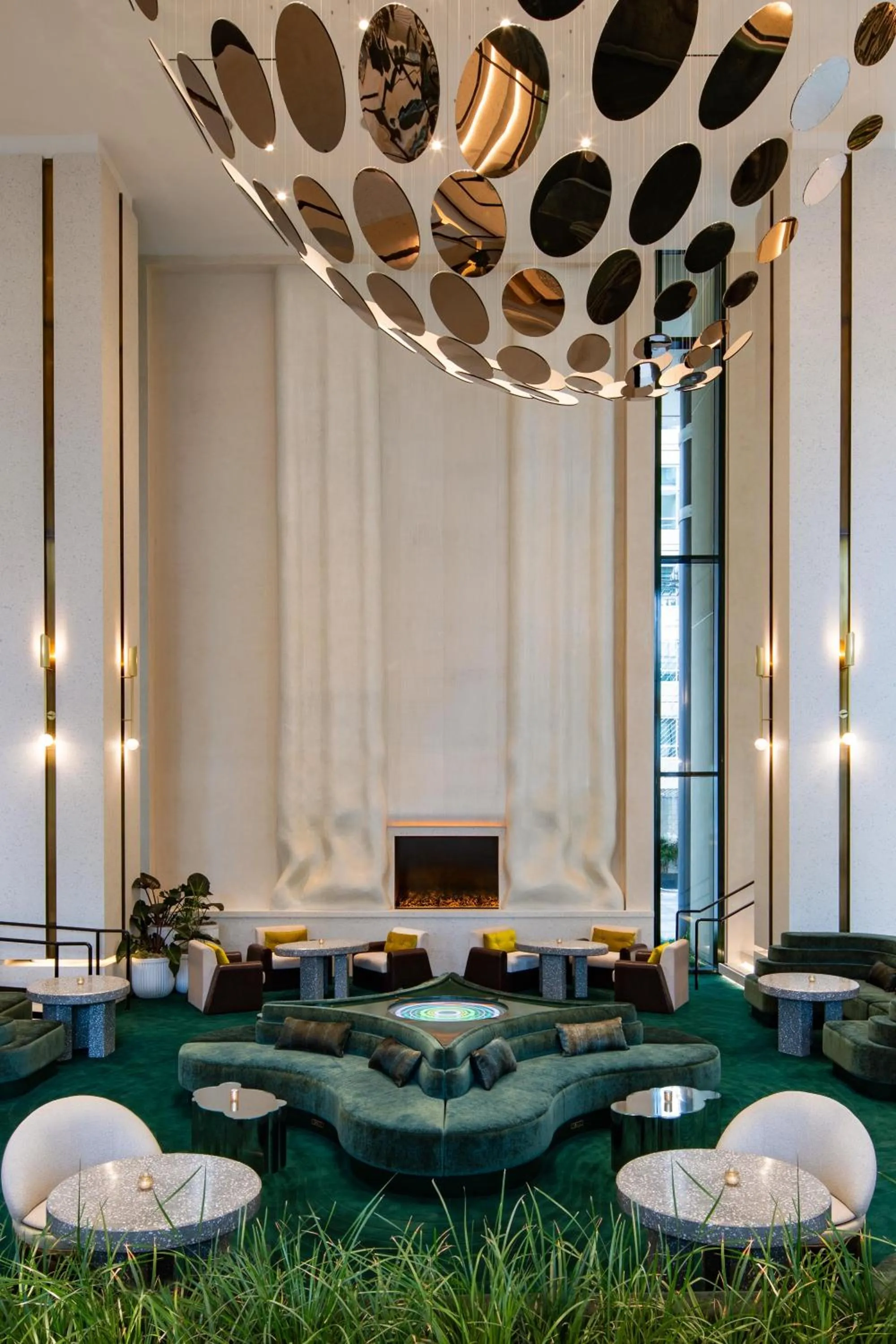 Restaurant/places to eat in W Hollywood